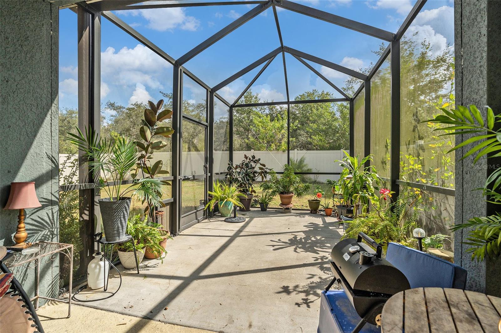 Image 25 of 29 For 12250 Blue Pacific Drive