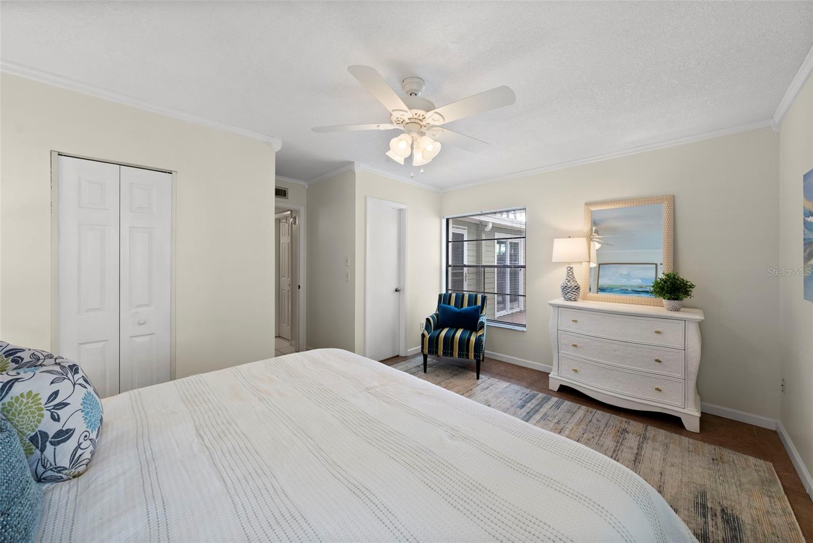 Image 21 of 59 For 10703 Meadowglen Lane