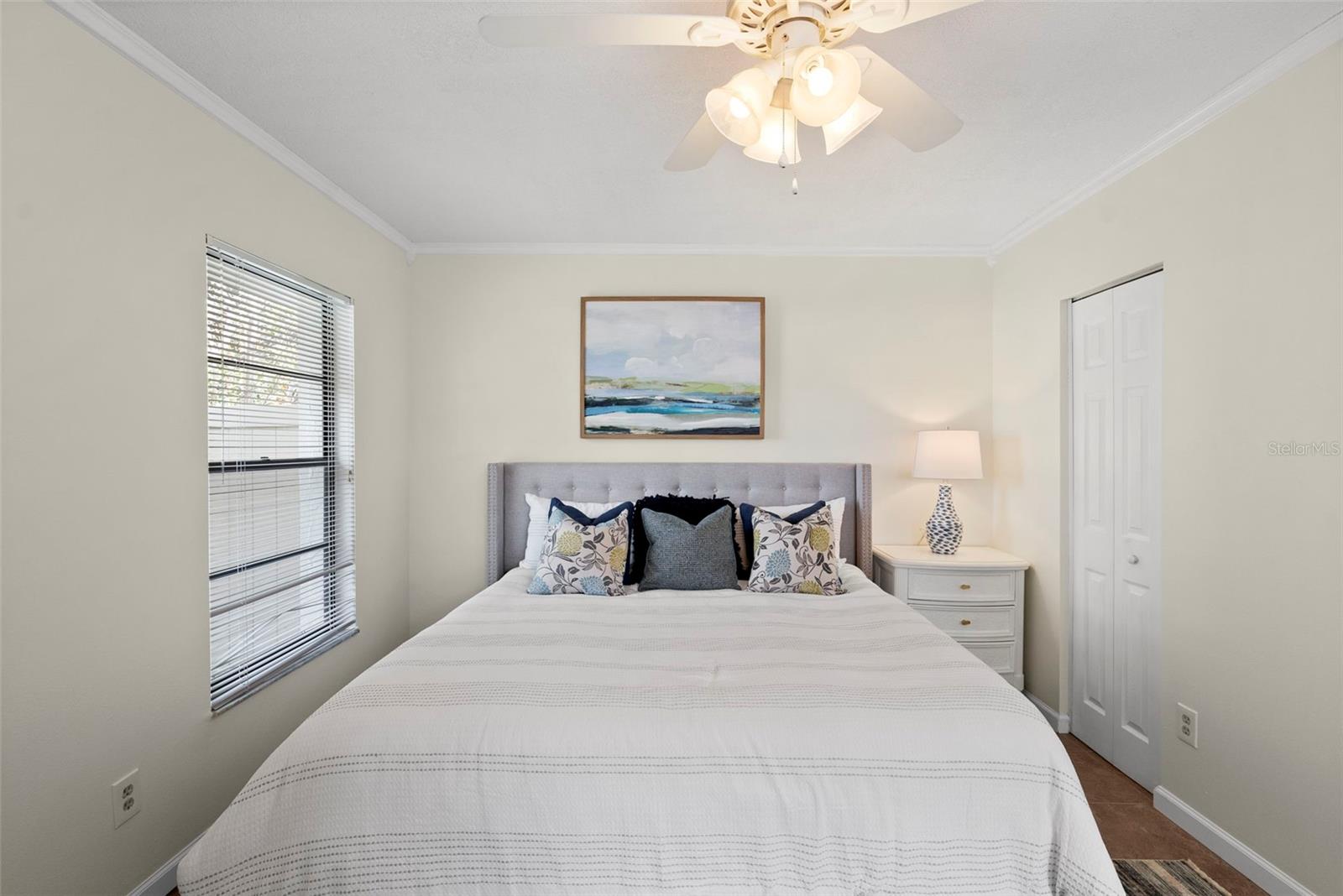 Image 25 of 59 For 10703 Meadowglen Lane