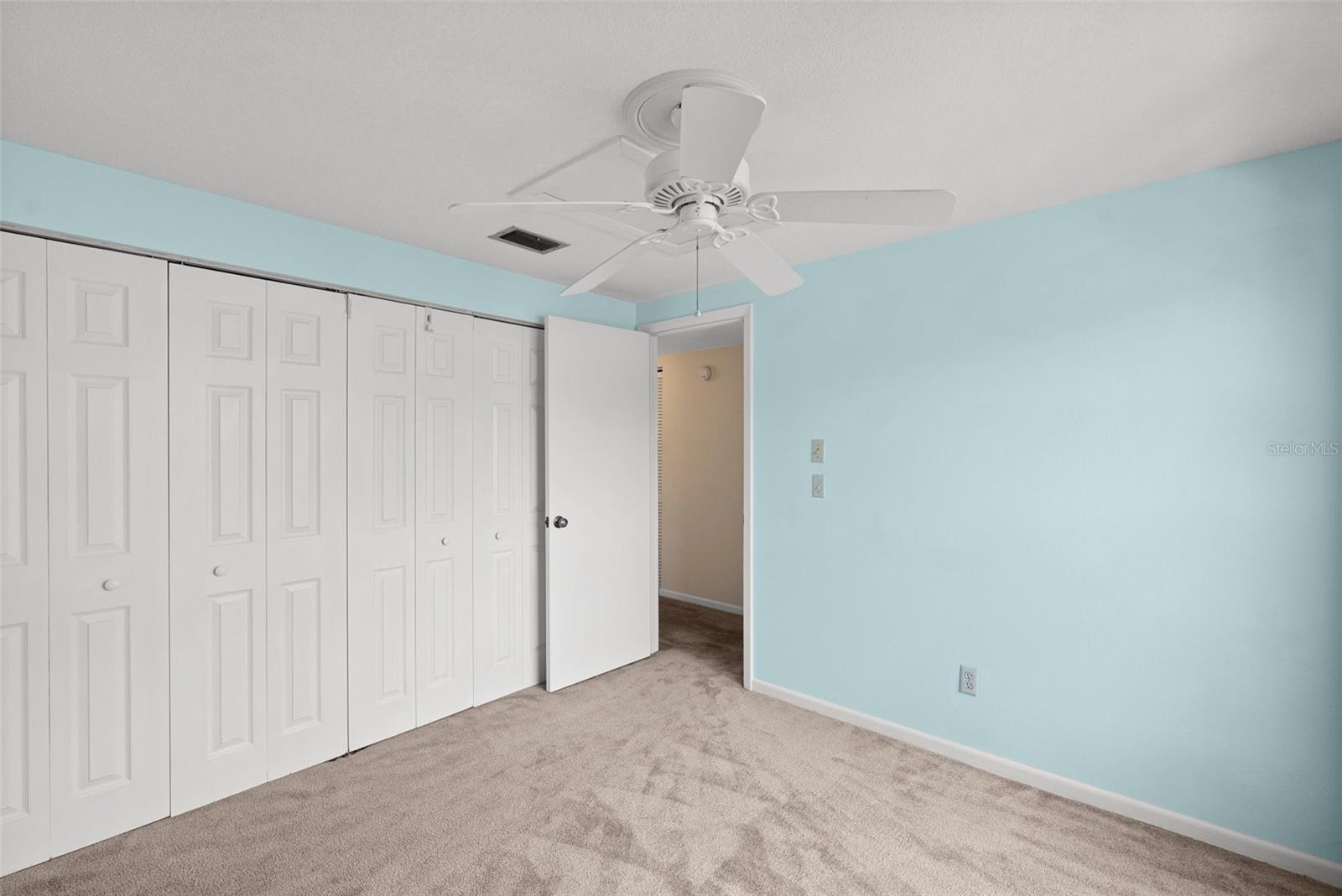 Image 29 of 59 For 10703 Meadowglen Lane