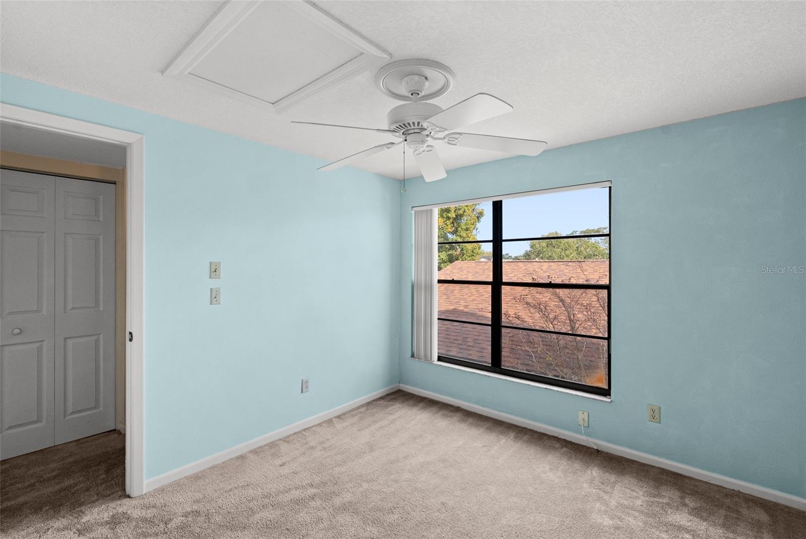 Image 30 of 59 For 10703 Meadowglen Lane