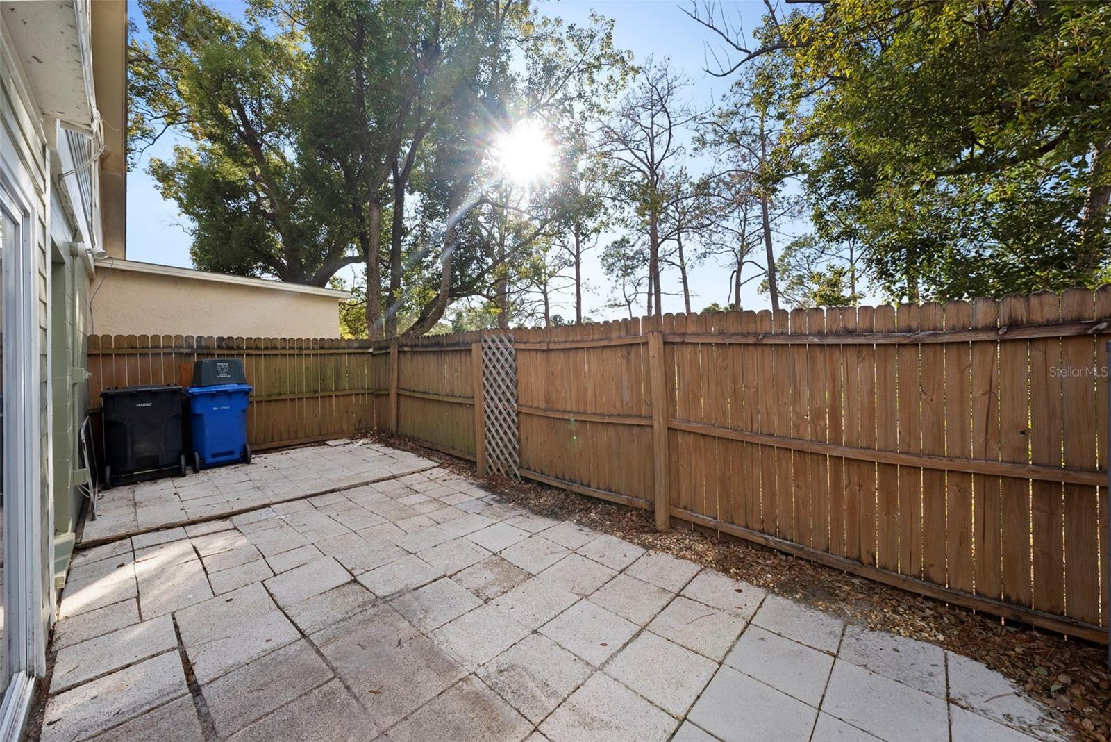 Image 36 of 59 For 10703 Meadowglen Lane