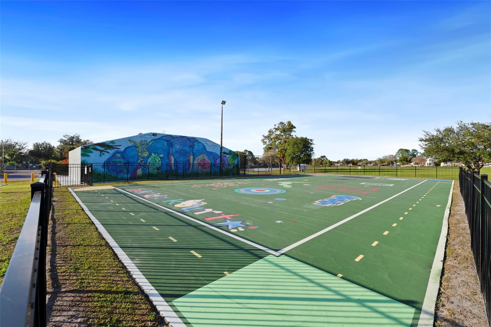 Image 49 of 59 For 10703 Meadowglen Lane