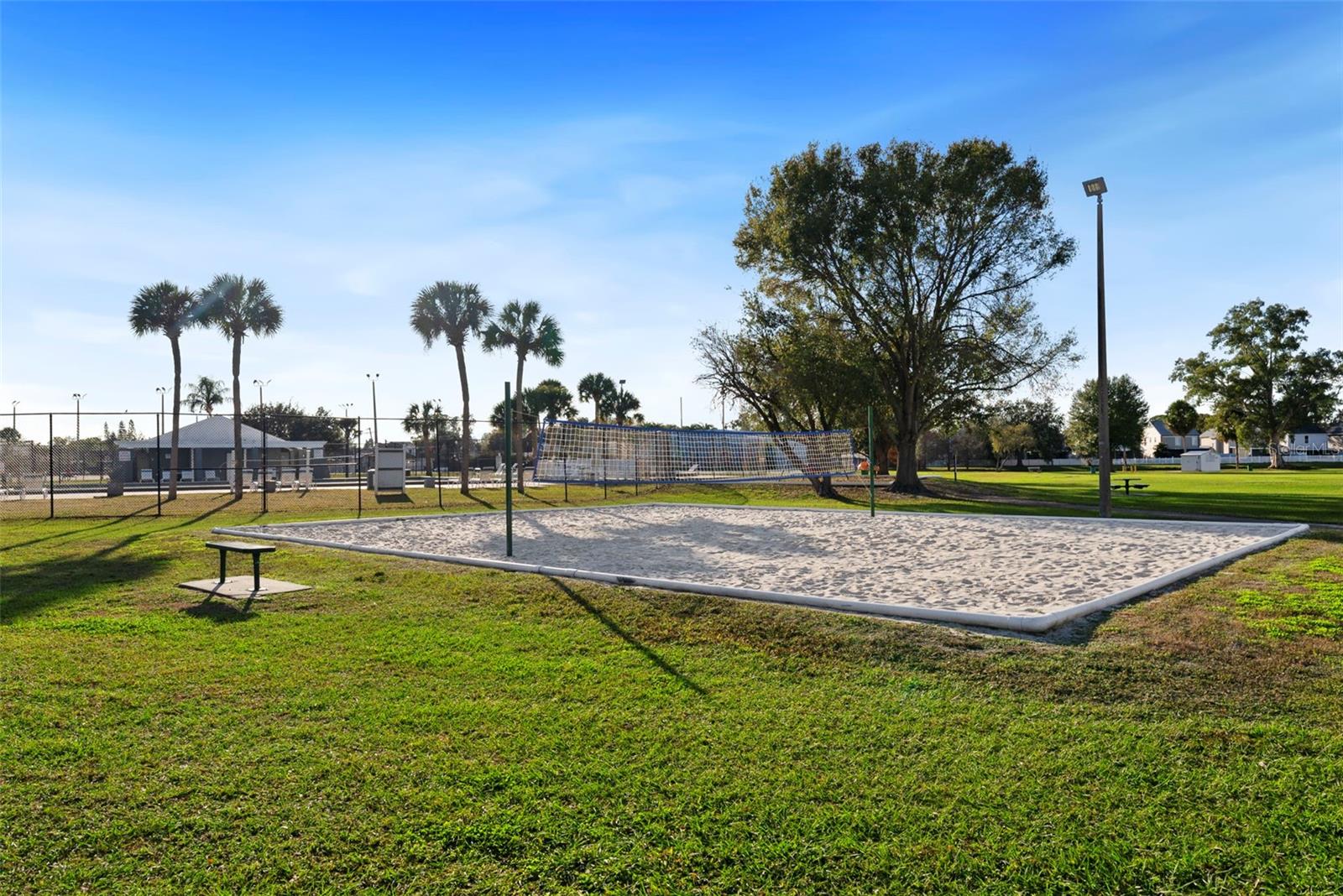 Image 51 of 59 For 10703 Meadowglen Lane