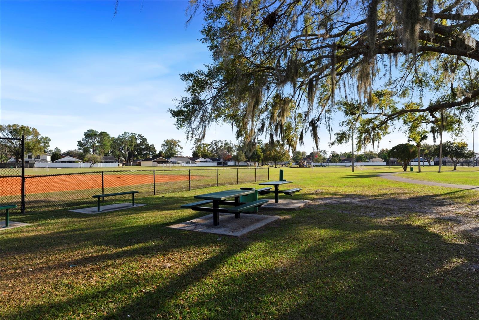 Image 52 of 59 For 10703 Meadowglen Lane