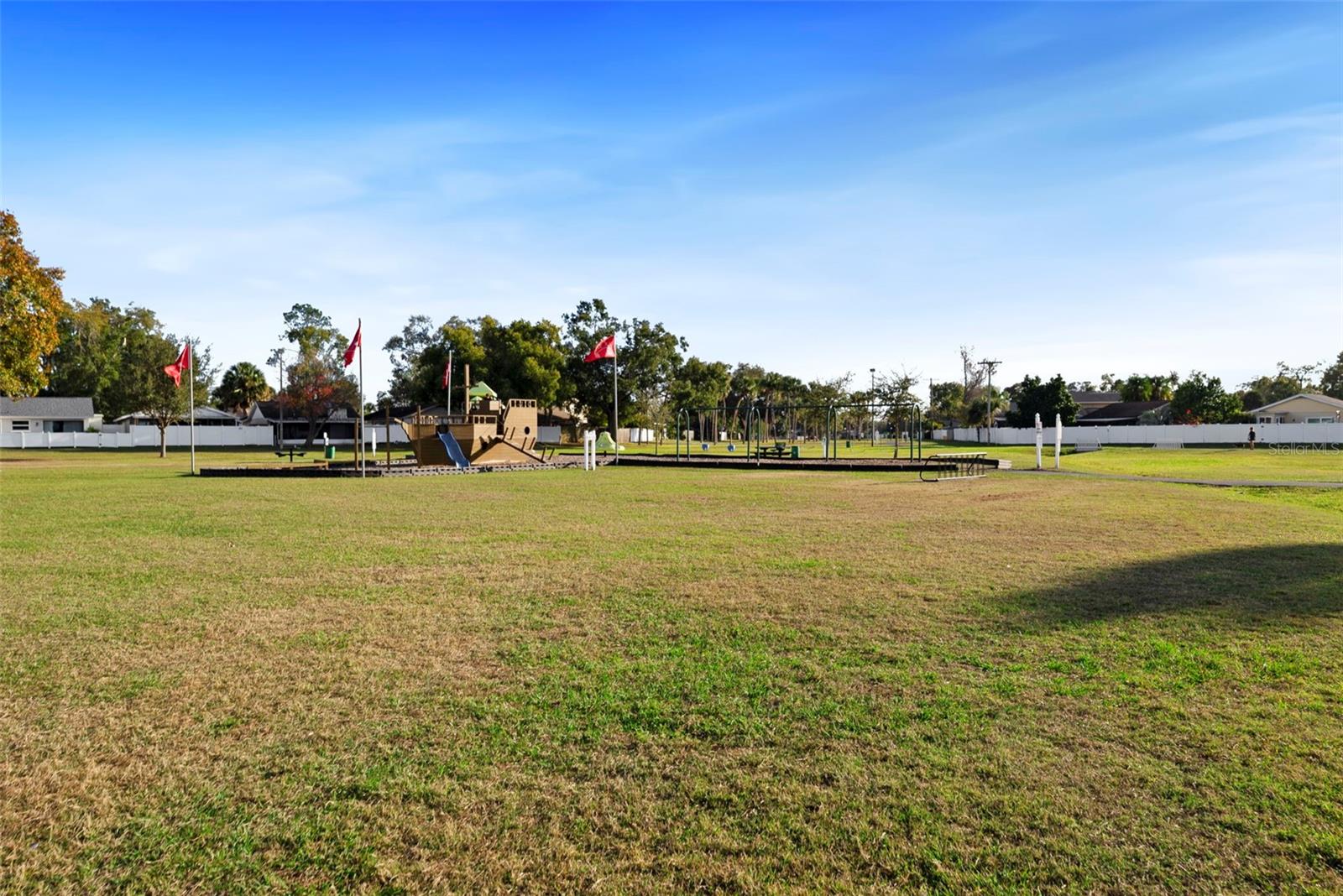 Image 55 of 59 For 10703 Meadowglen Lane