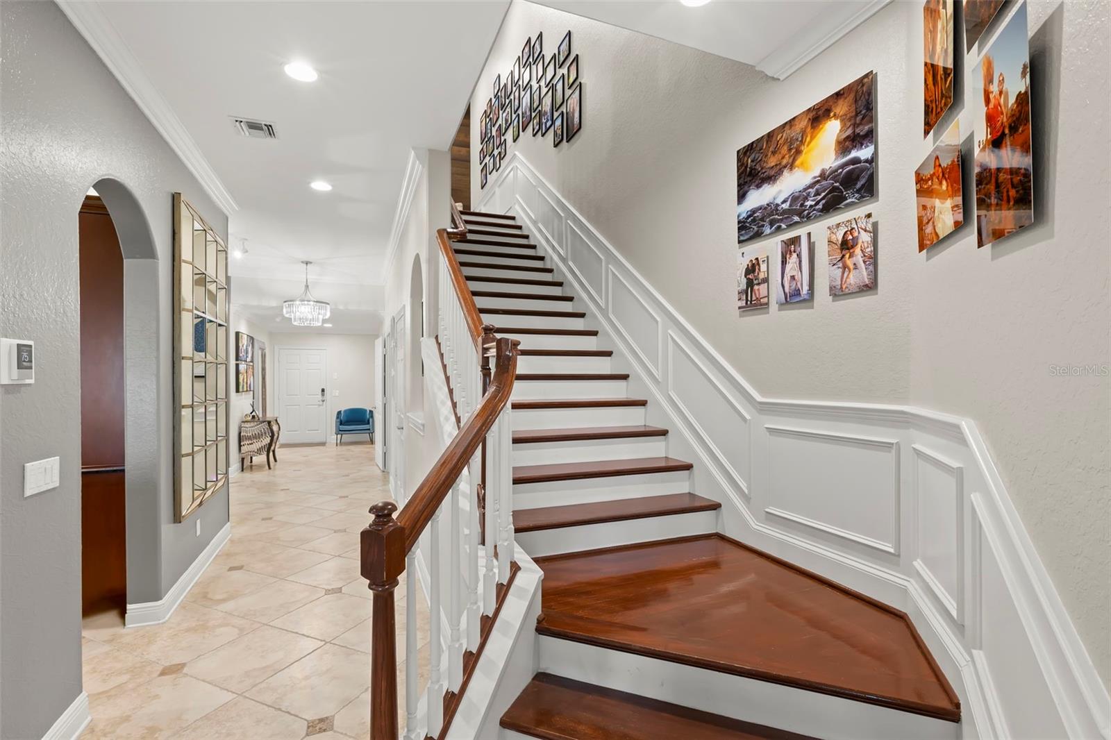 Image 33 of 59 For 657 Saxony Boulevard