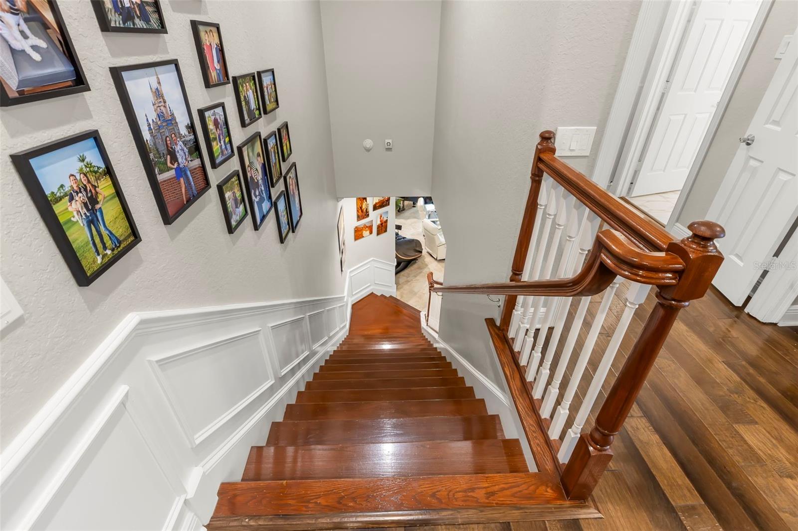 Image 34 of 59 For 657 Saxony Boulevard