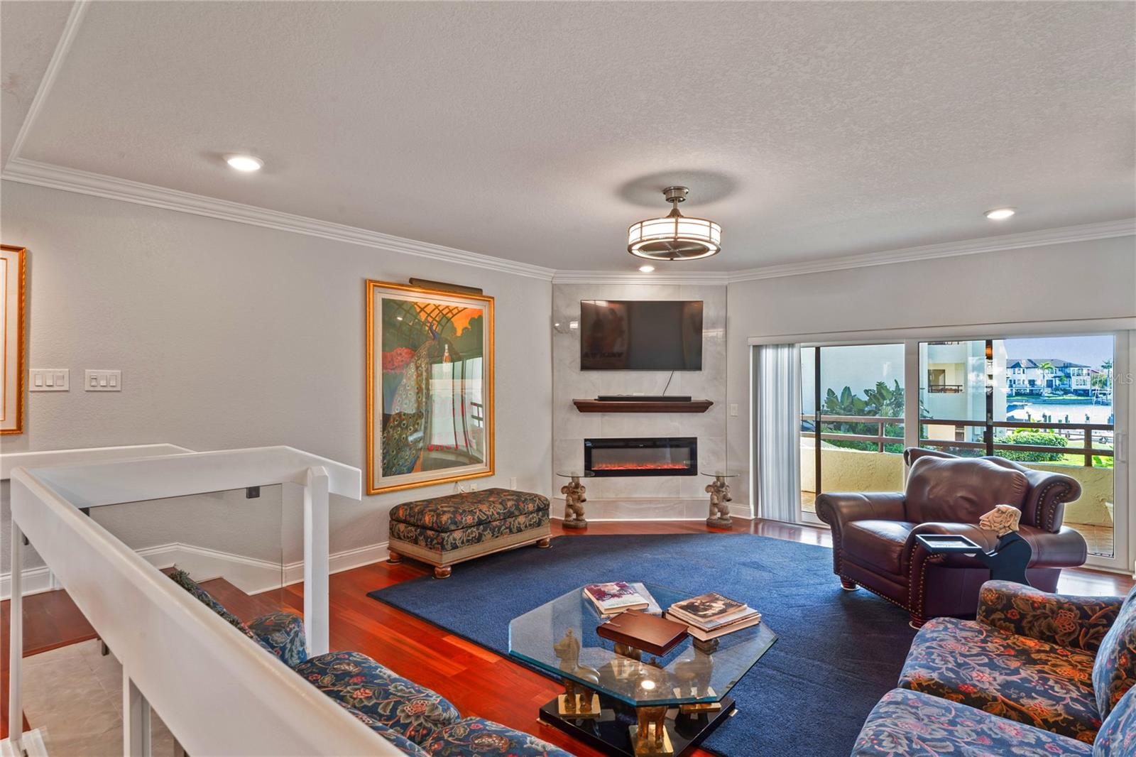 Image 10 of 80 For 126 1st Street E 102