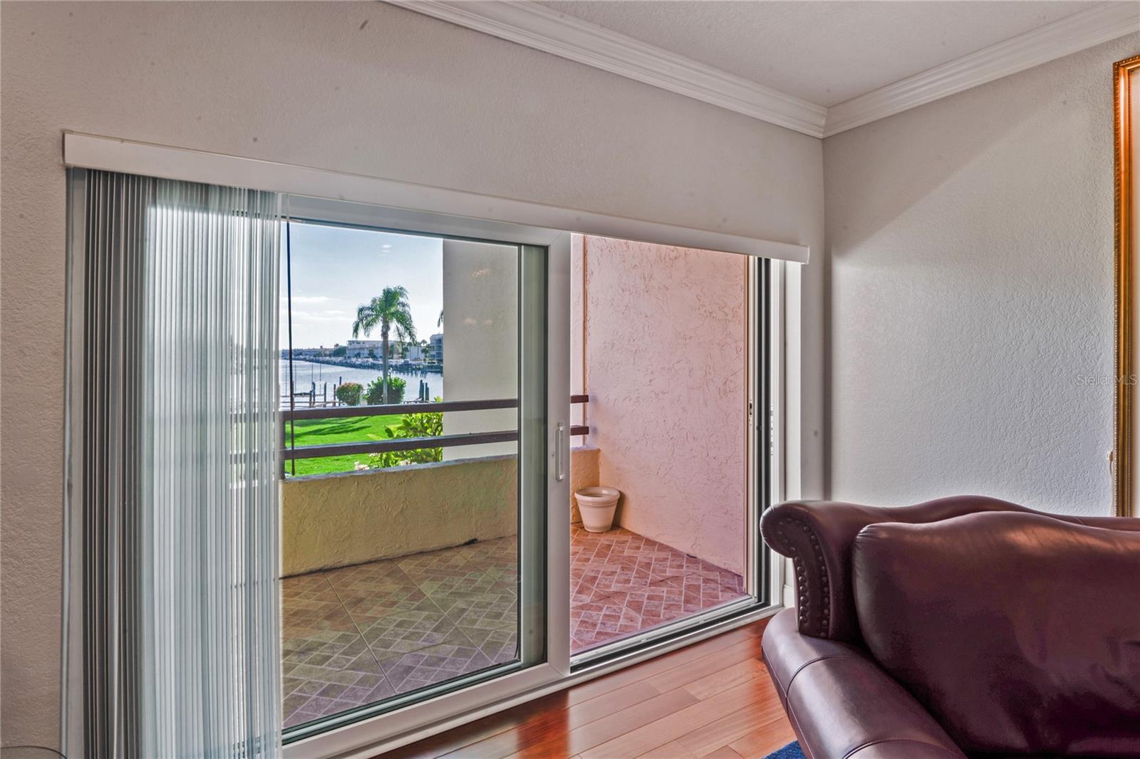Image 12 of 80 For 126 1st Street E 102