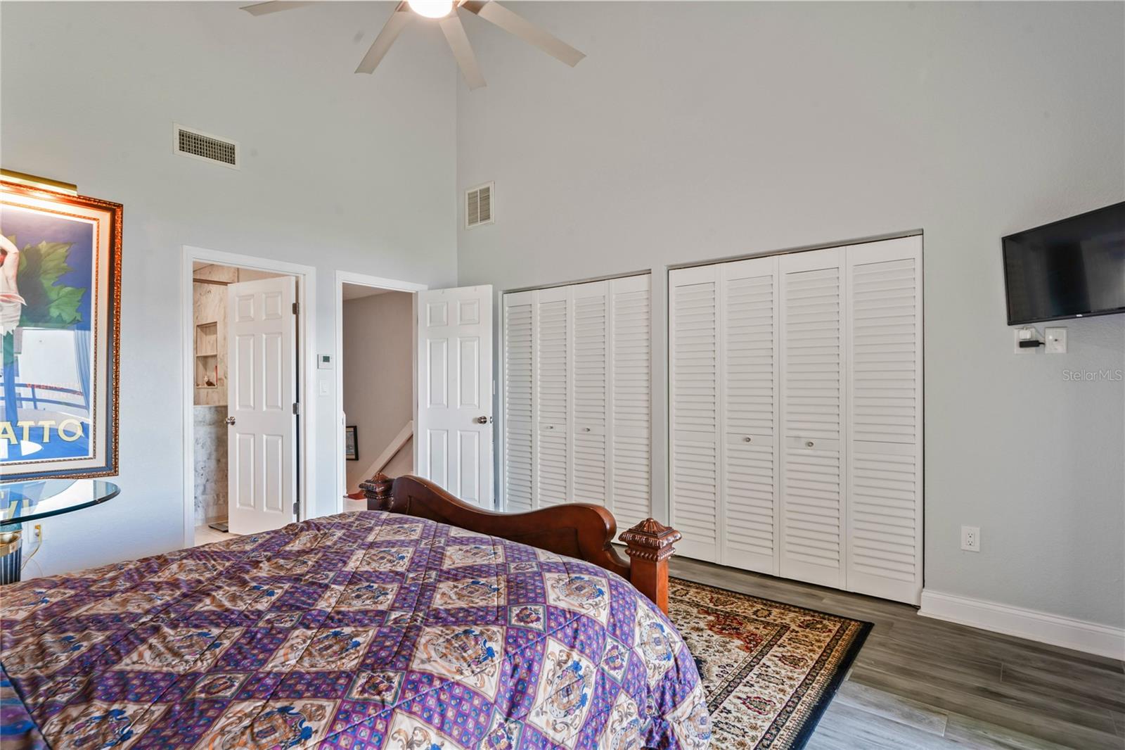 Image 35 of 80 For 126 1st Street E 102
