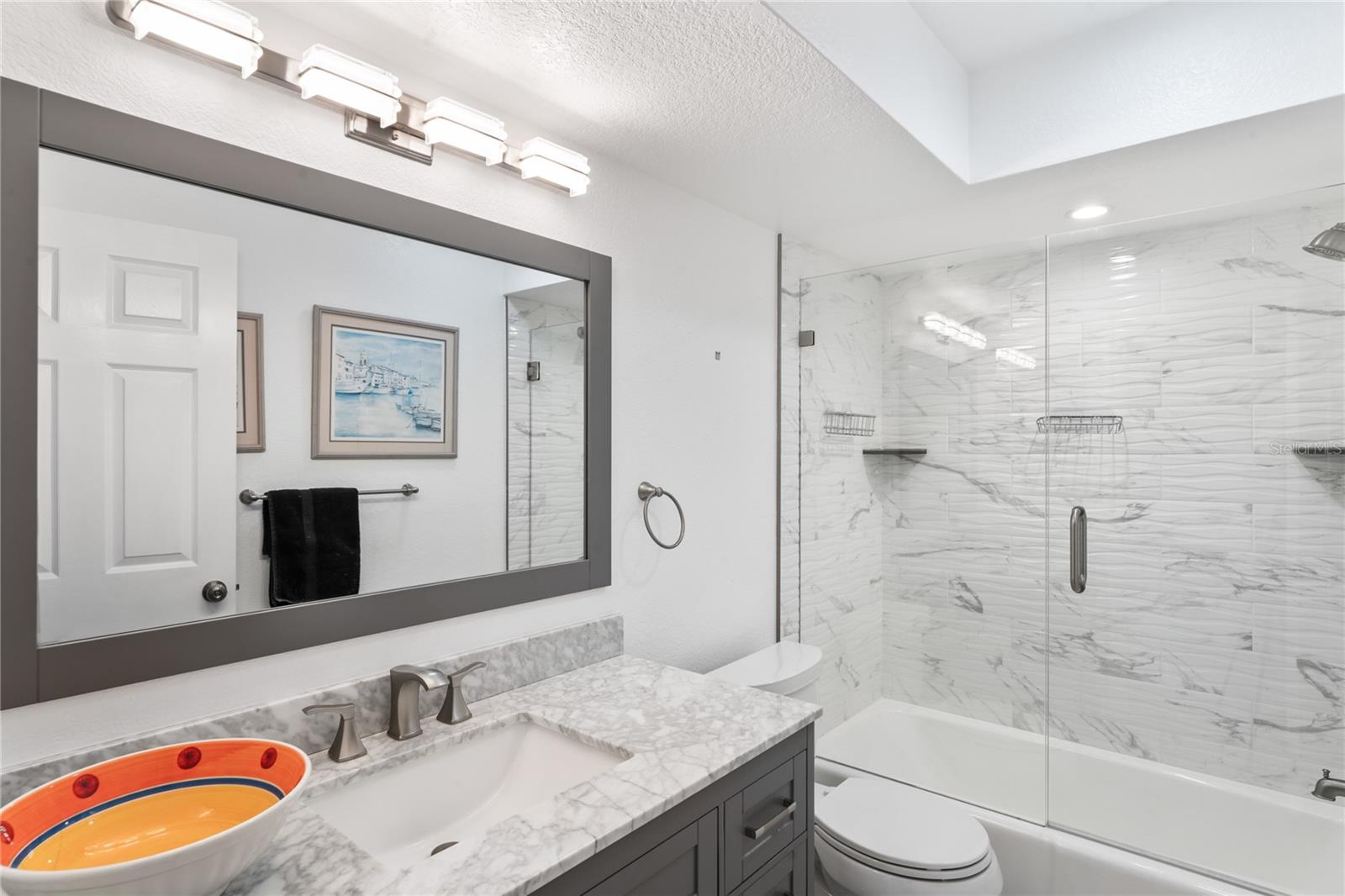 Image 48 of 80 For 126 1st Street E 102