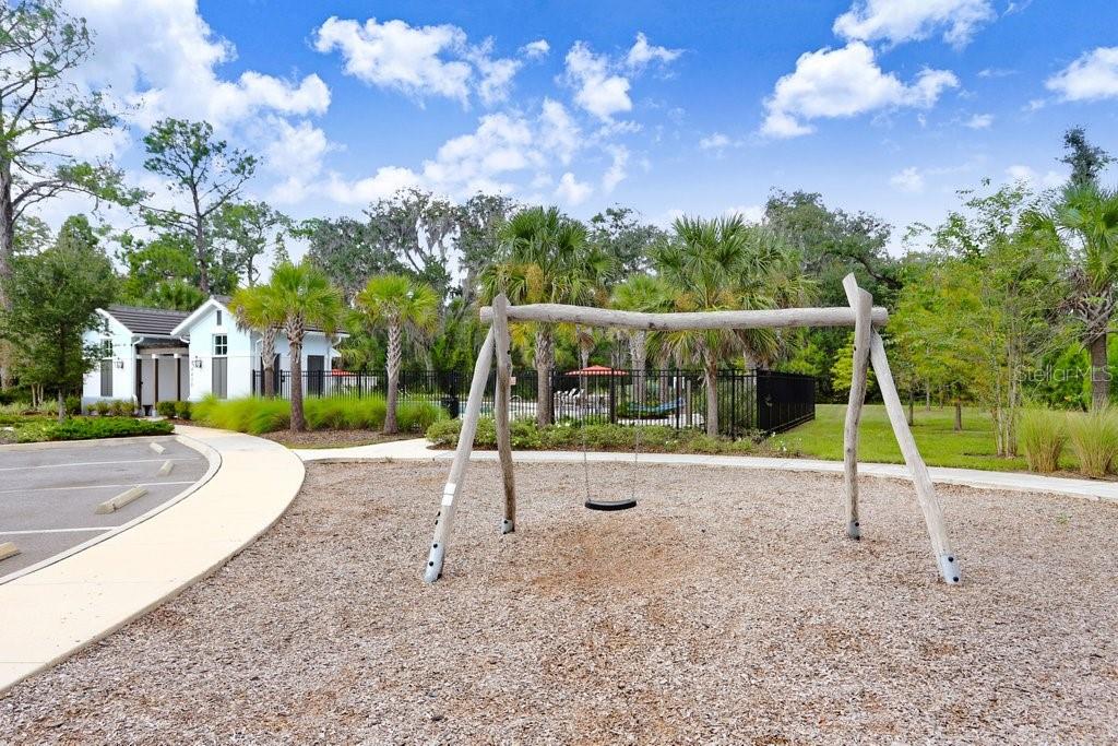 Image 31 of 33 For 34155 Cinder Way