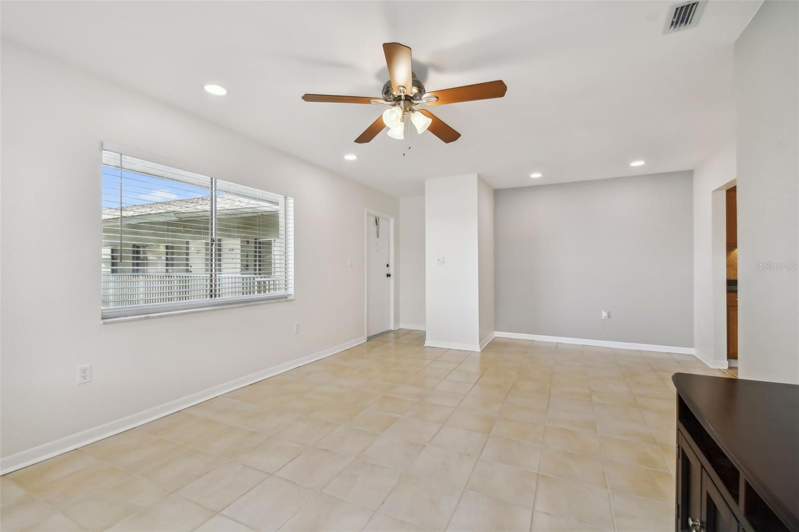 Image 20 of 58 For 379 47th Avenue N 212