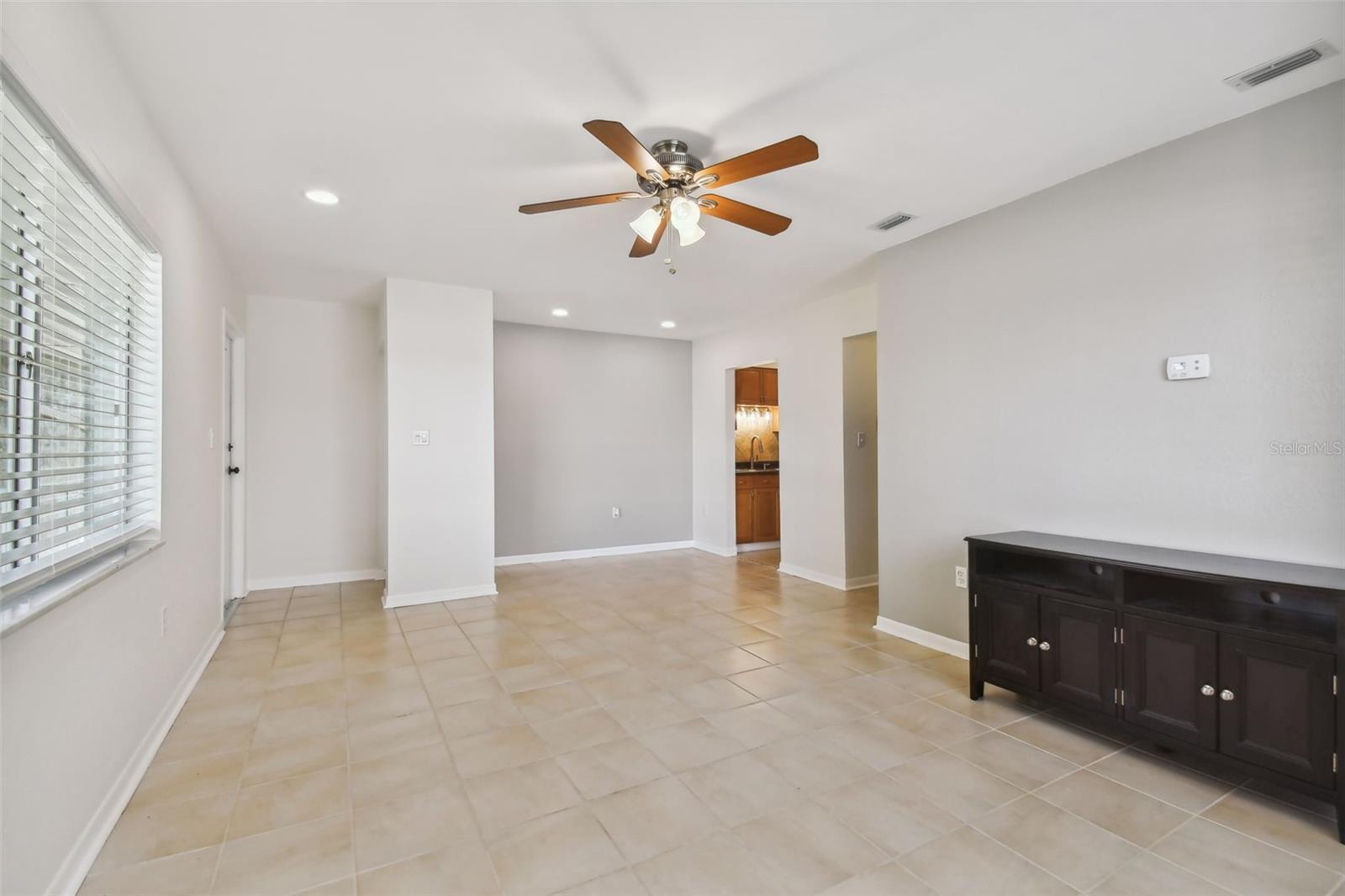 Image 21 of 58 For 379 47th Avenue N 212