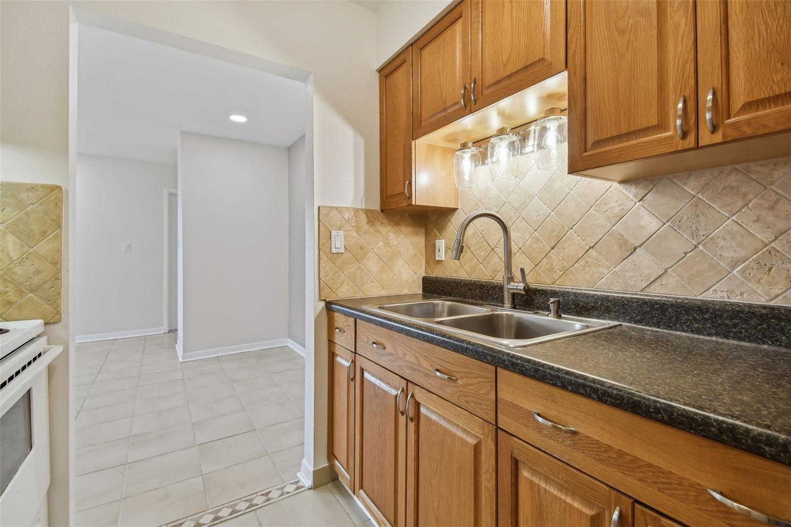 Image 30 of 58 For 379 47th Avenue N 212