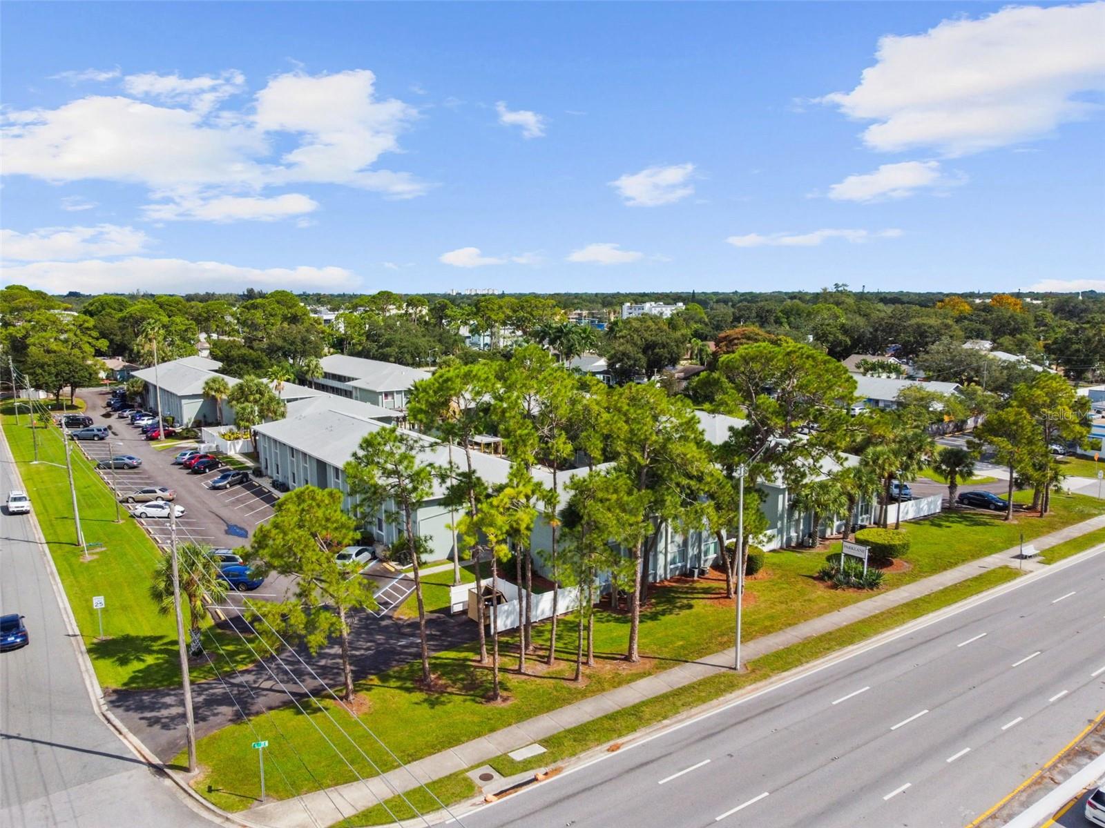 Image 7 of 58 For 379 47th Avenue N 212