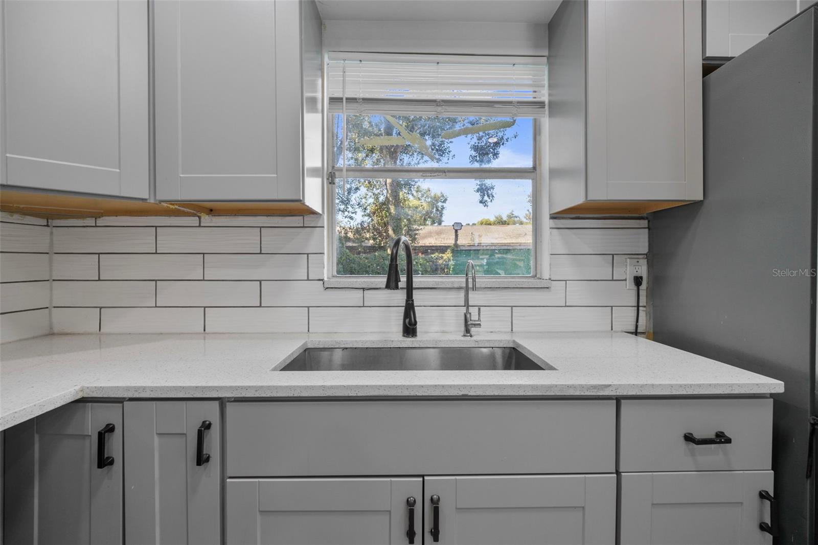 Image 10 of 31 For 114 Inwood Circle