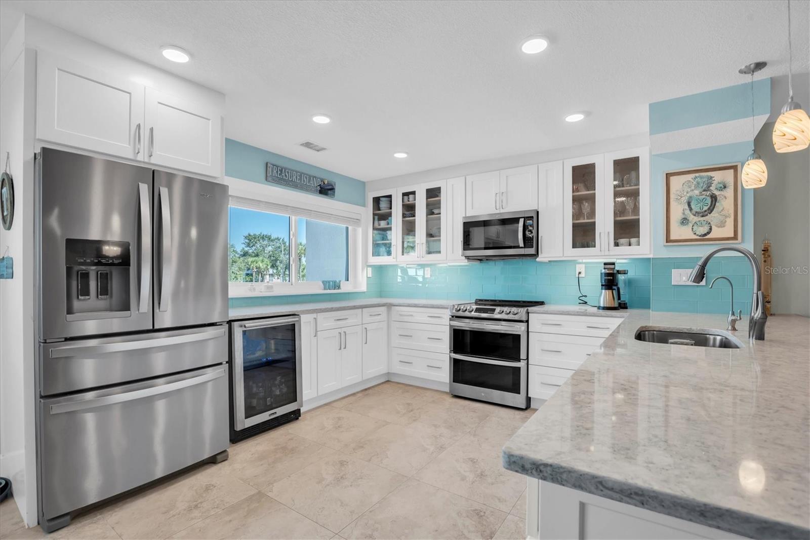 Image 19 of 60 For 12364 Capri Circle N