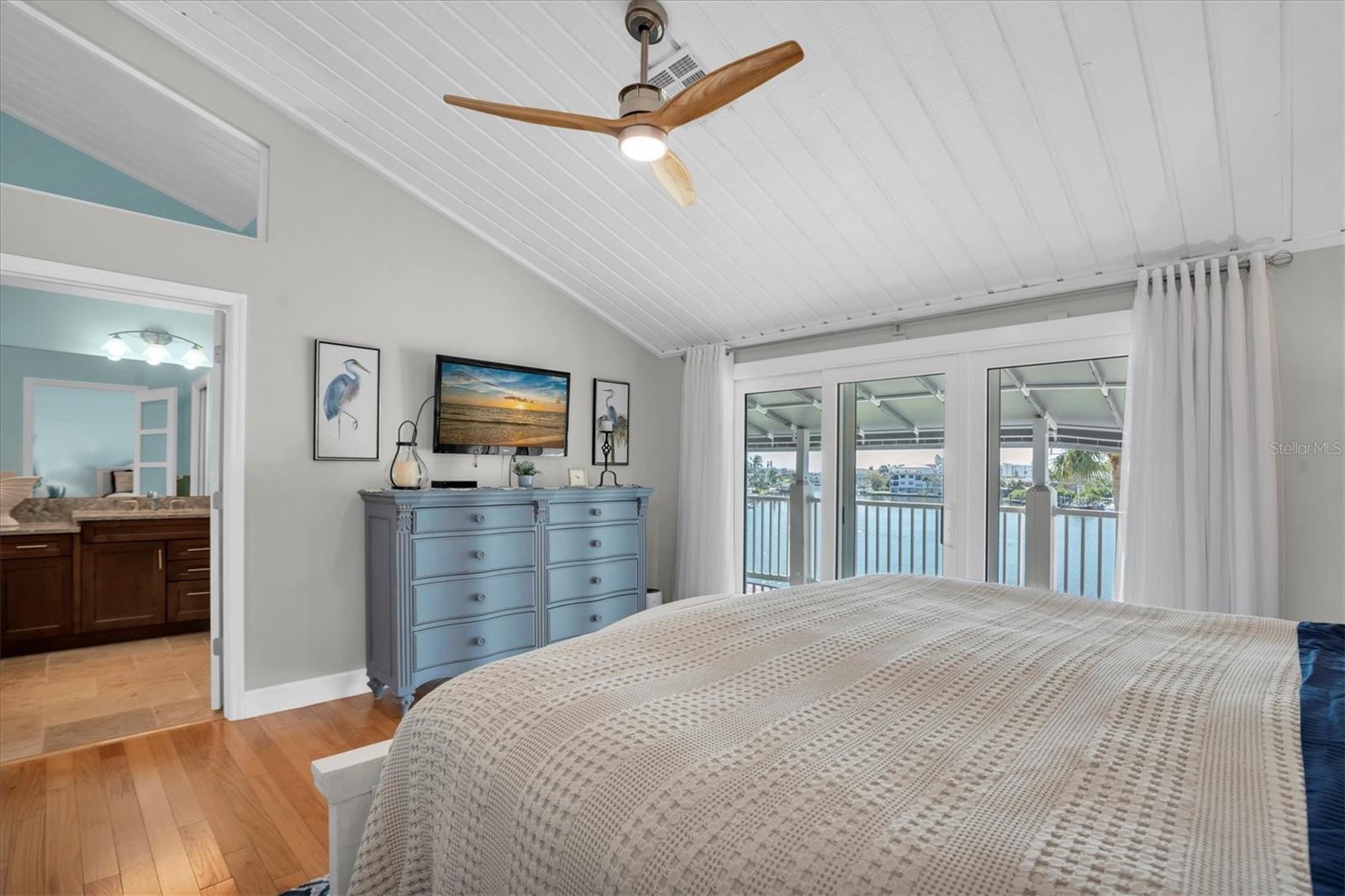 Image 26 of 60 For 12364 Capri Circle N