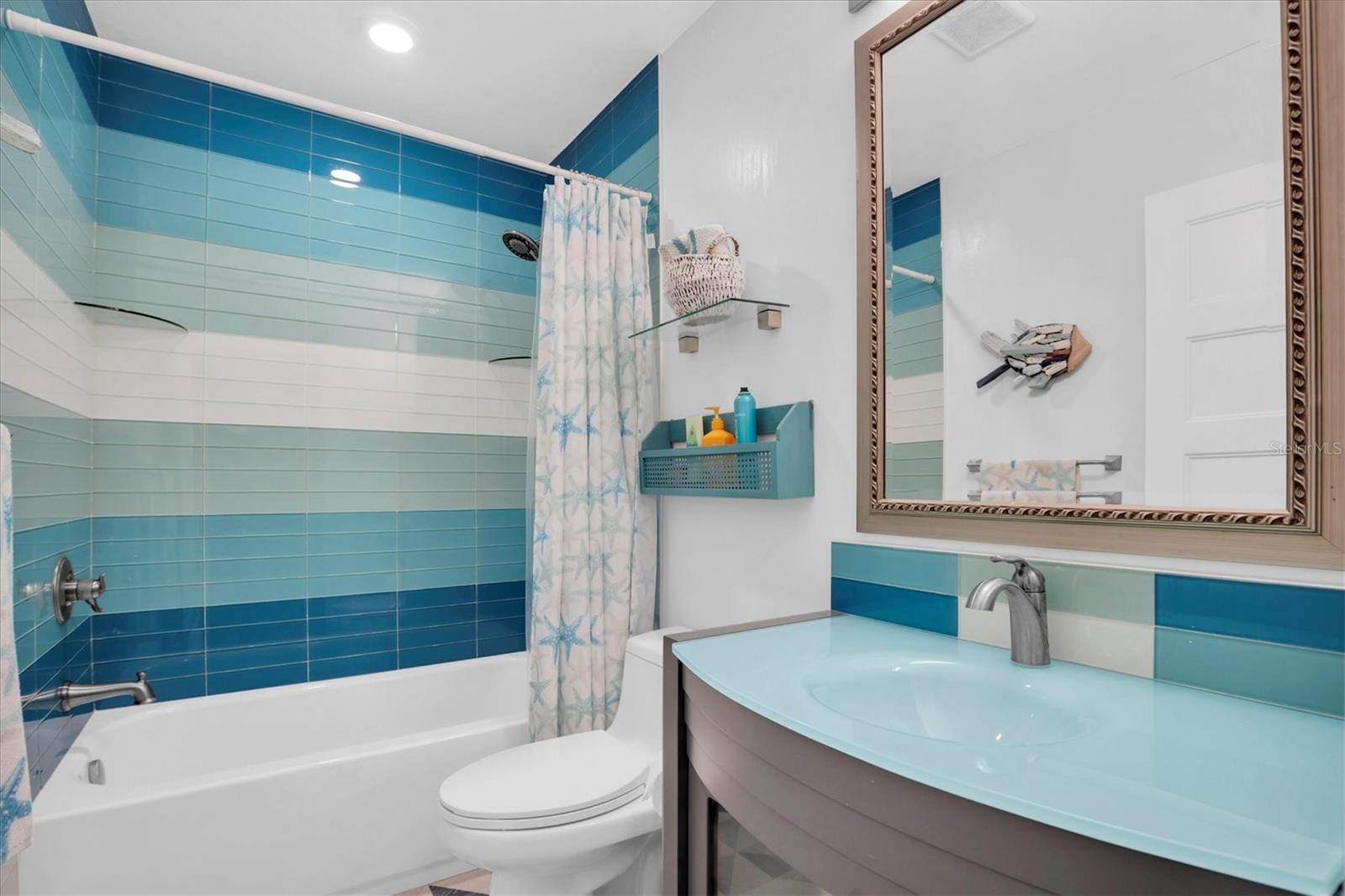 Image 37 of 60 For 12364 Capri Circle N