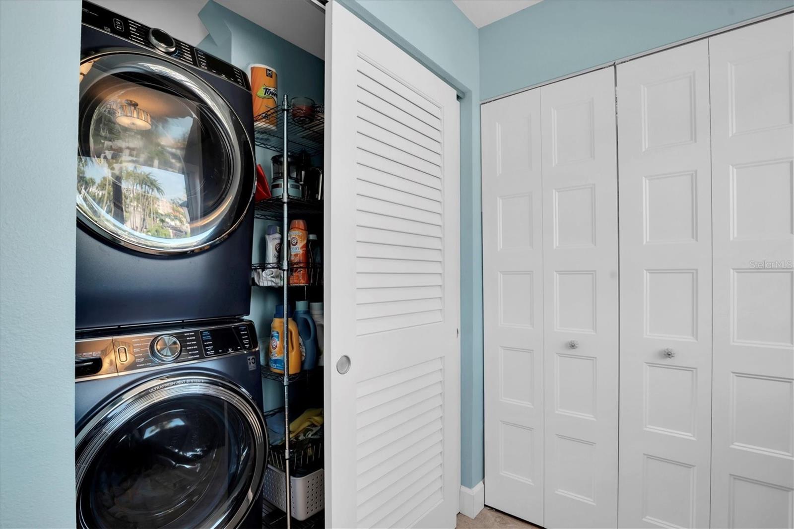 Image 38 of 60 For 12364 Capri Circle N