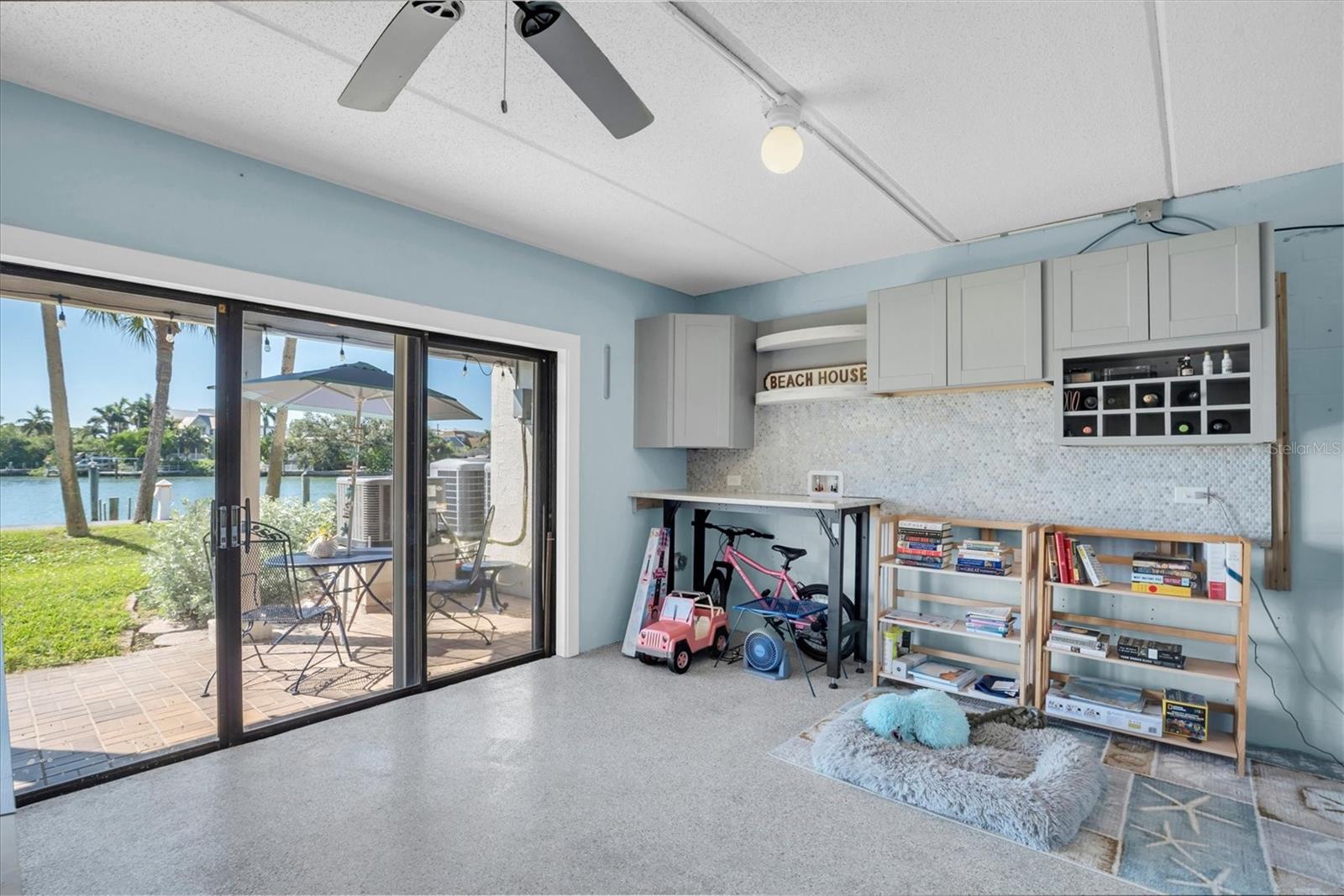 Image 40 of 60 For 12364 Capri Circle N