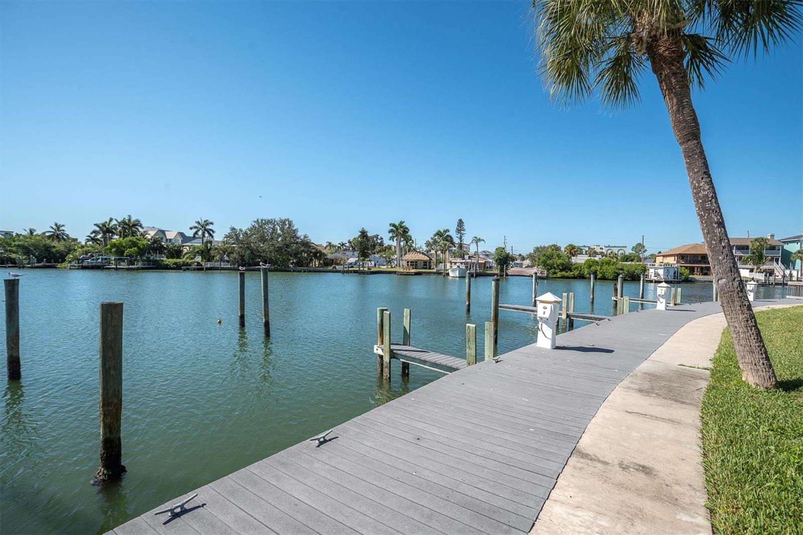 Image 46 of 60 For 12364 Capri Circle N