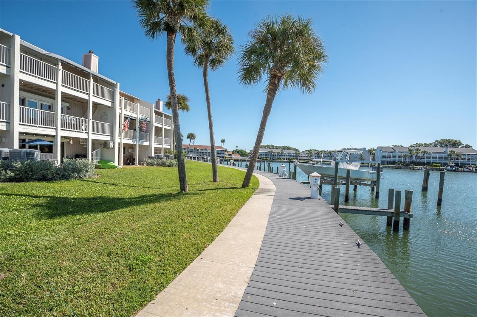 Image 48 of 60 For 12364 Capri Circle N