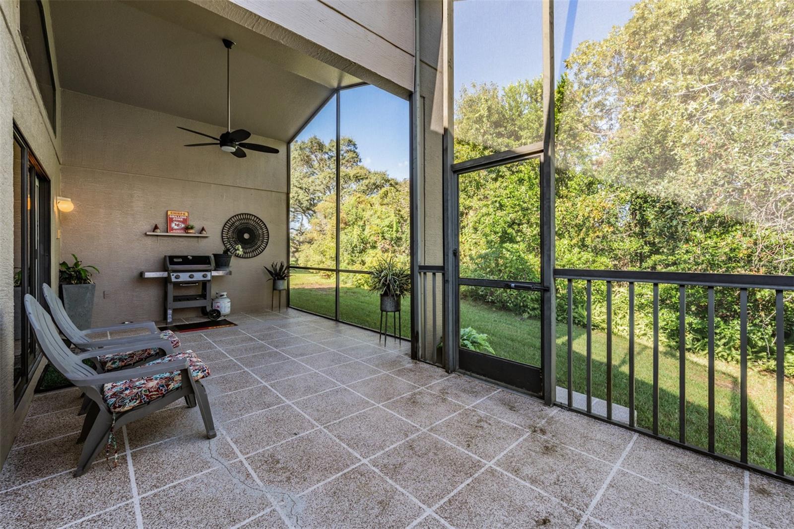 Image 15 of 57 For 525 Bent Oak Court