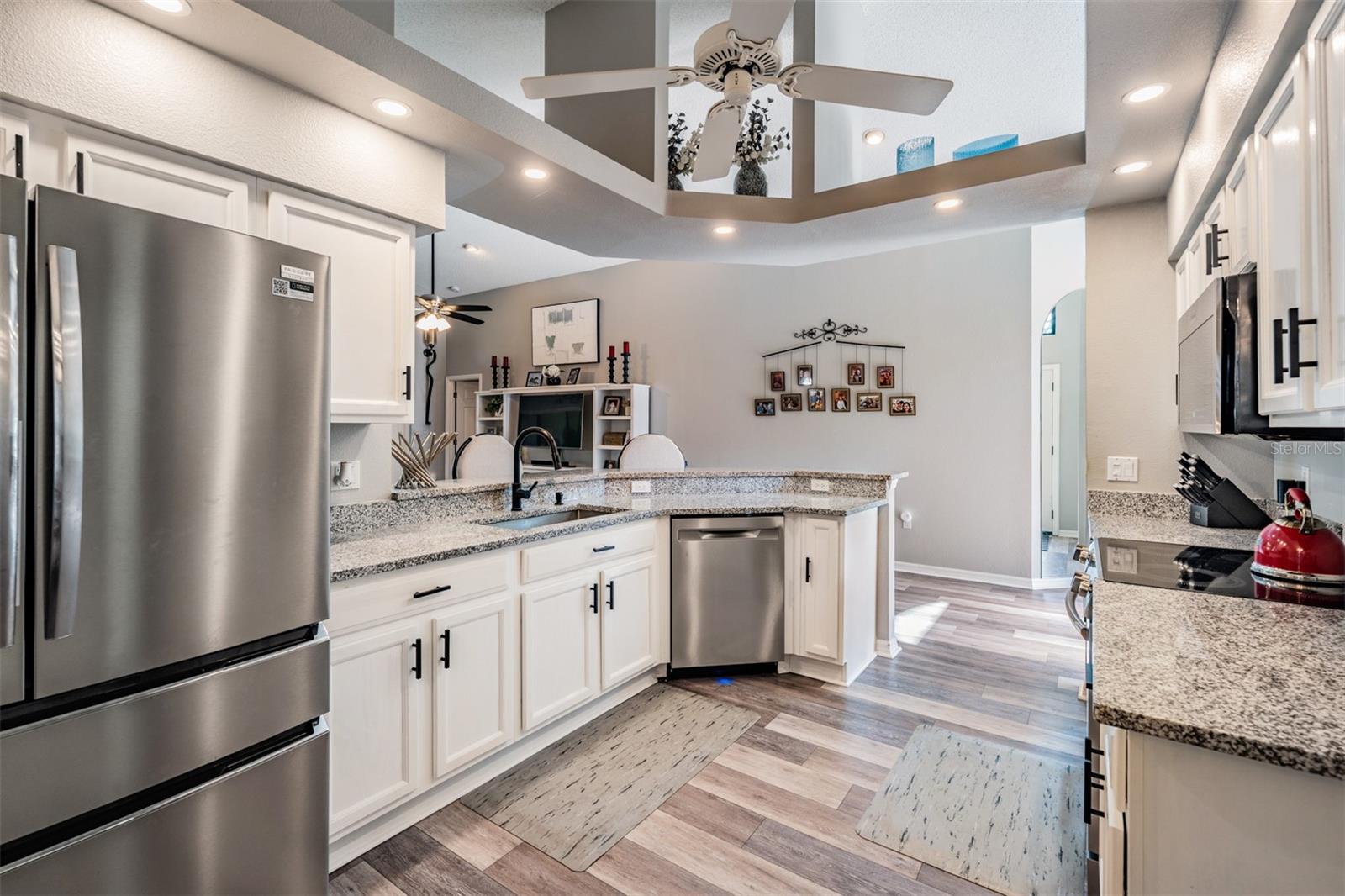 Image 17 of 57 For 525 Bent Oak Court