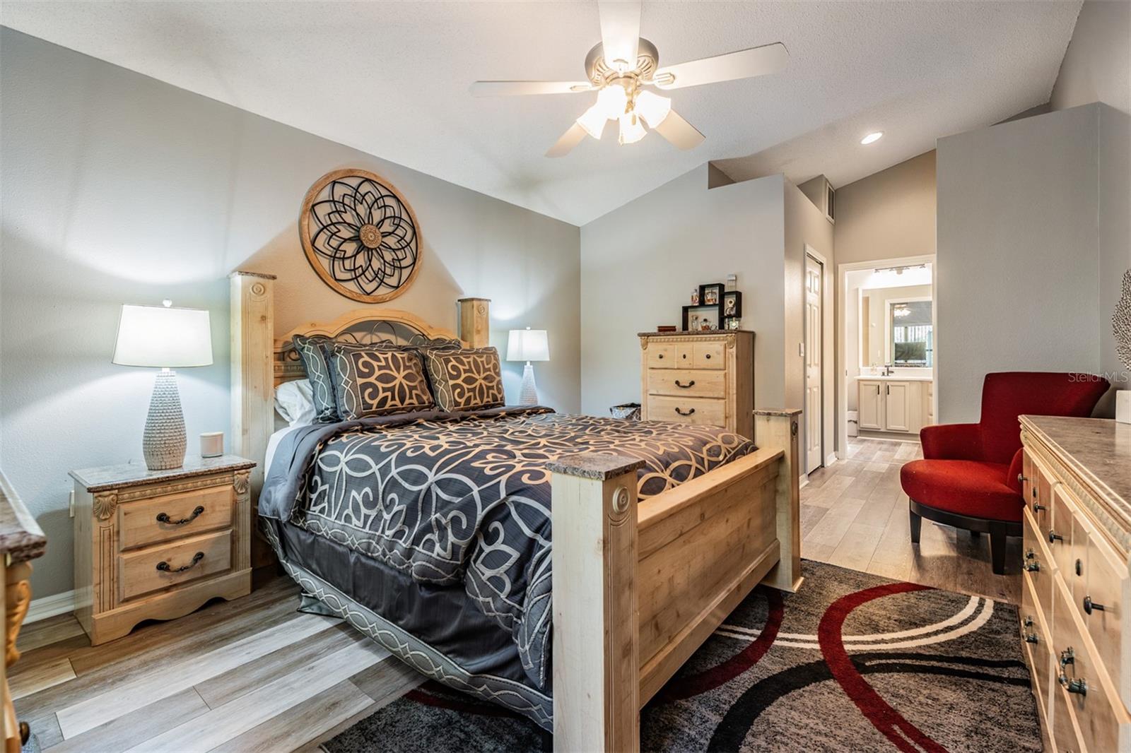 Image 22 of 57 For 525 Bent Oak Court