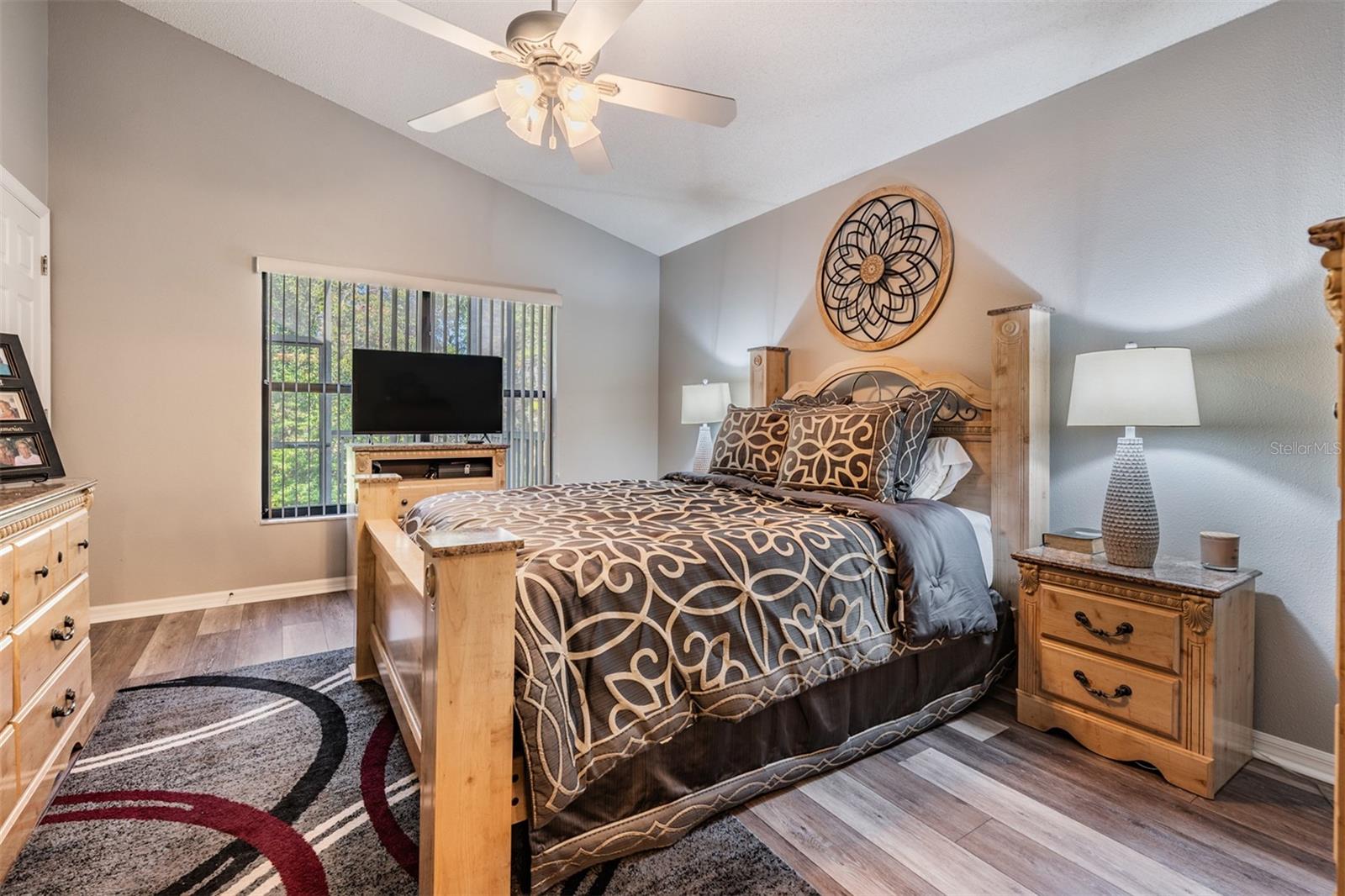 Image 30 of 57 For 525 Bent Oak Court