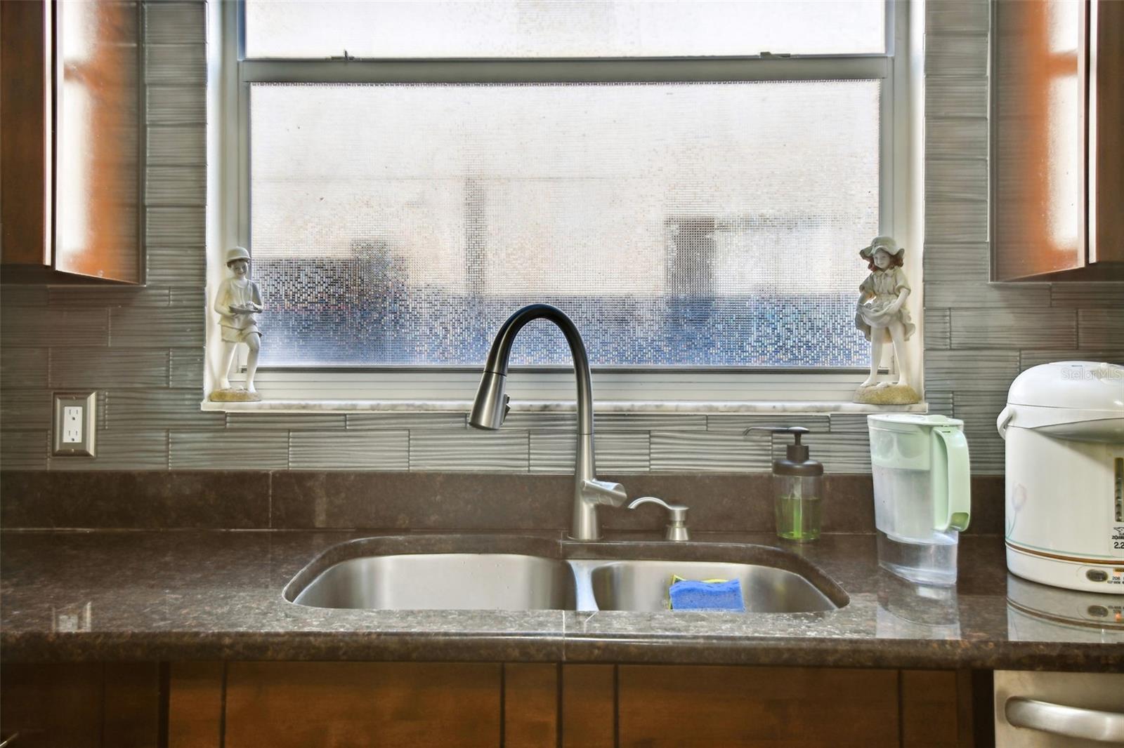 Image 20 of 58 For 1637 Gray Bark Drive