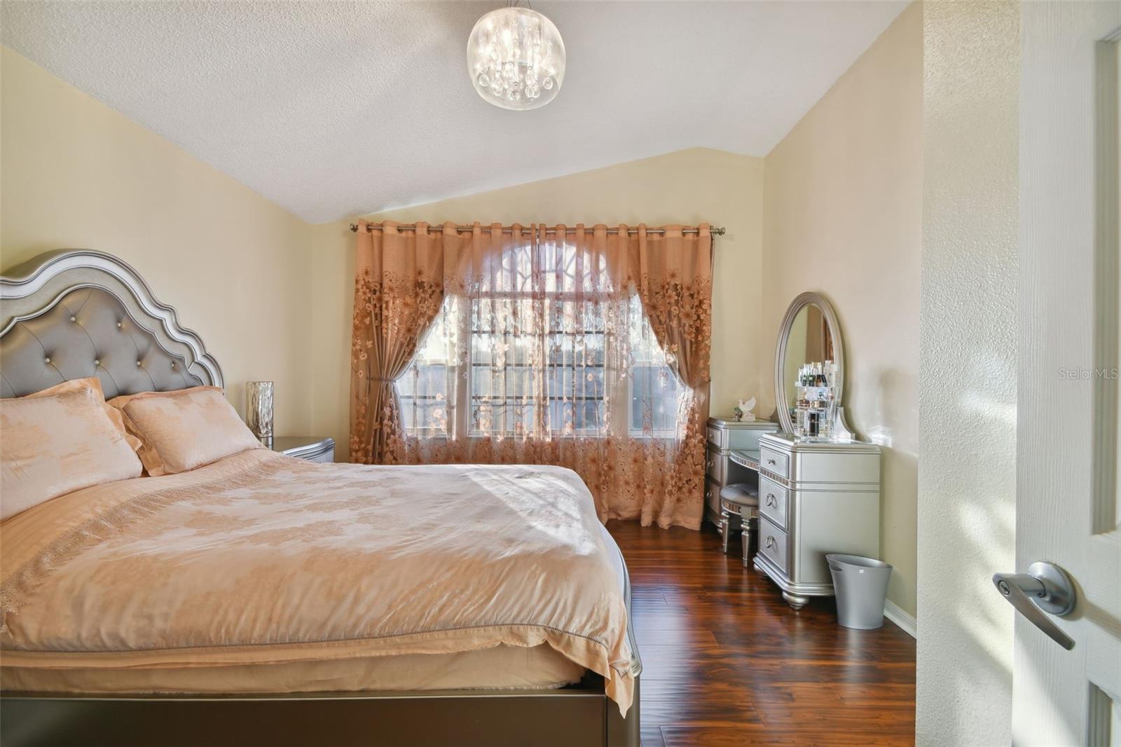 Image 33 of 58 For 1637 Gray Bark Drive