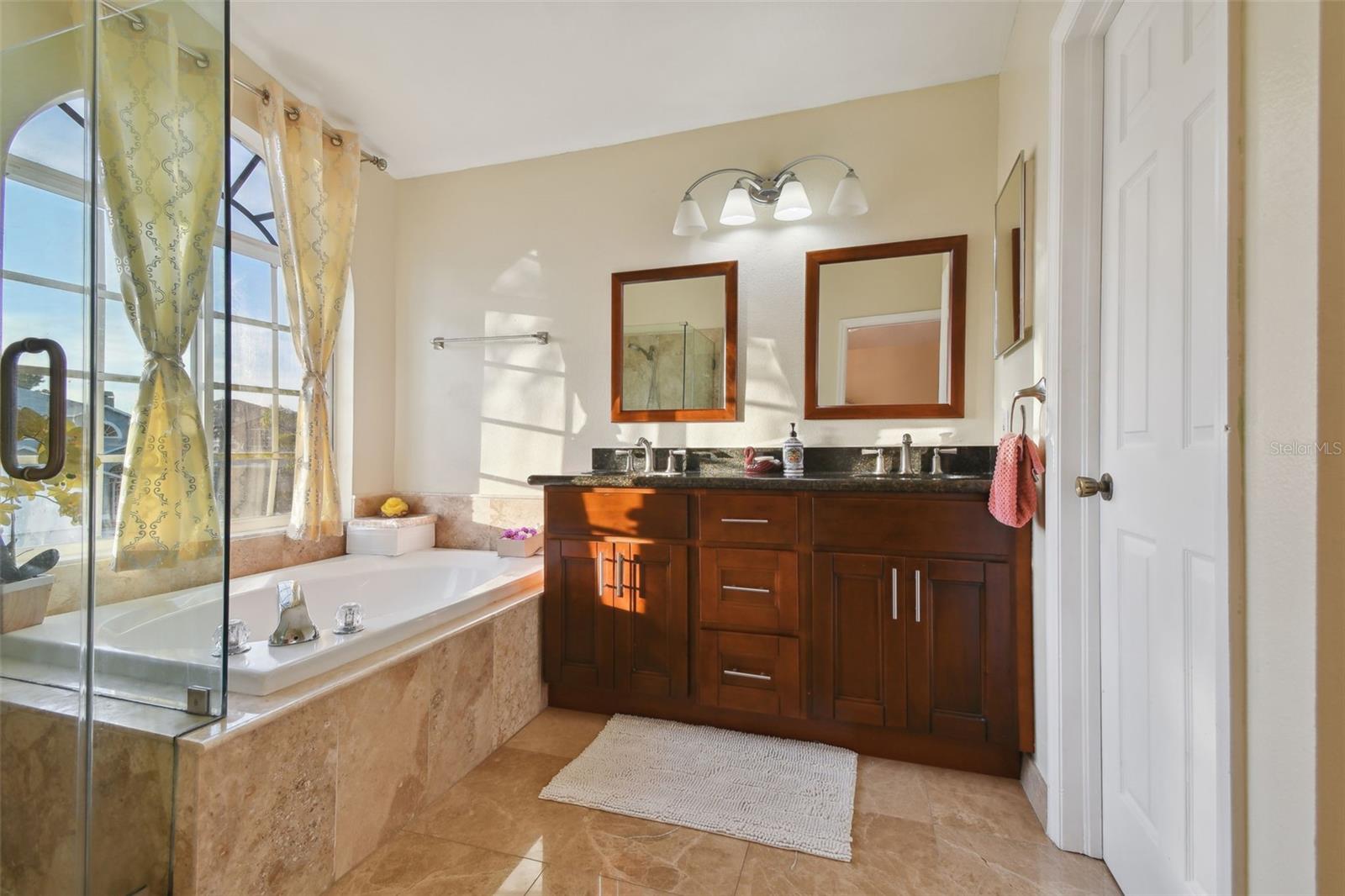 Image 38 of 58 For 1637 Gray Bark Drive