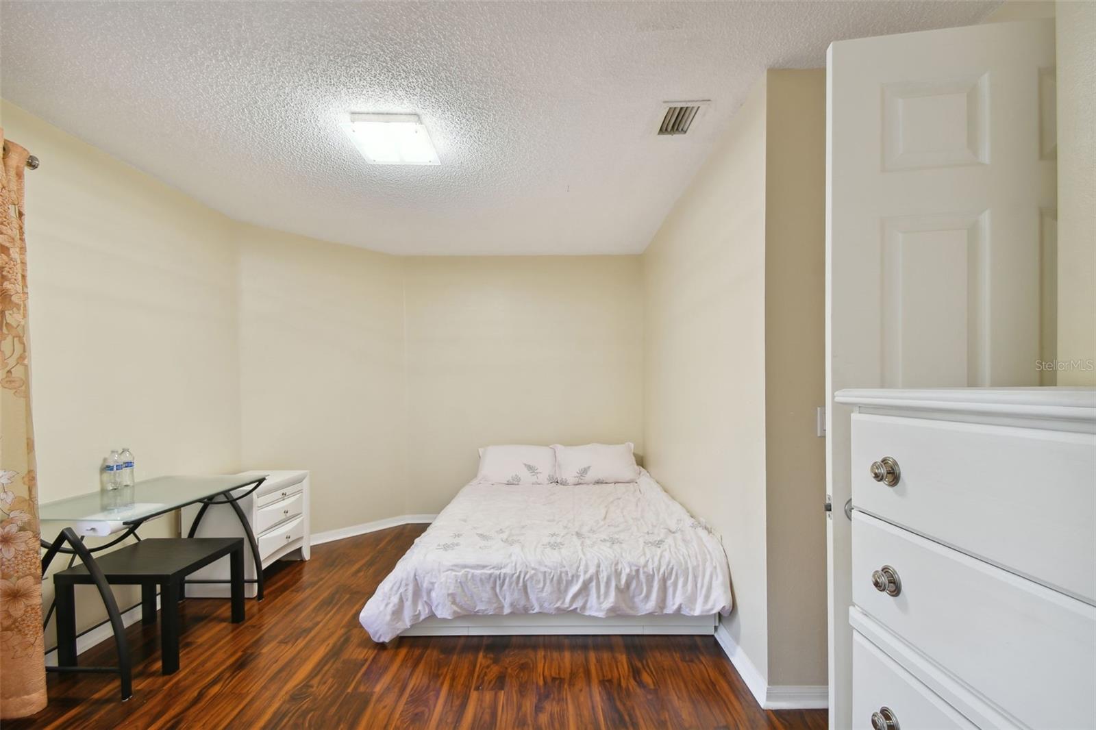 Image 43 of 58 For 1637 Gray Bark Drive