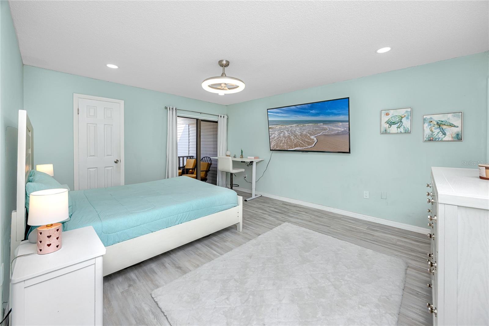 Image 29 of 44 For 607 Haven Place 607