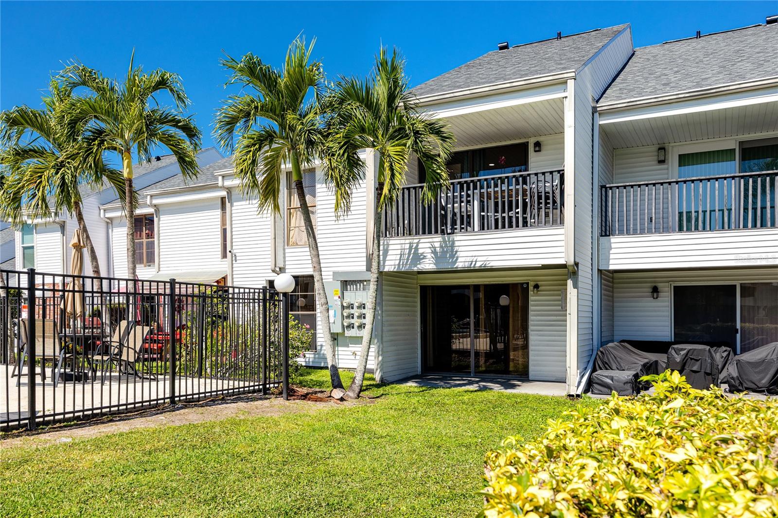 Image 35 of 44 For 607 Haven Place 607