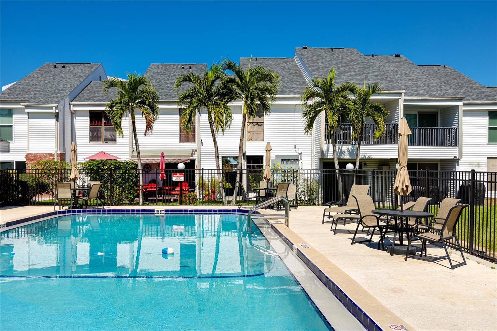 Image 37 of 44 For 607 Haven Place 607