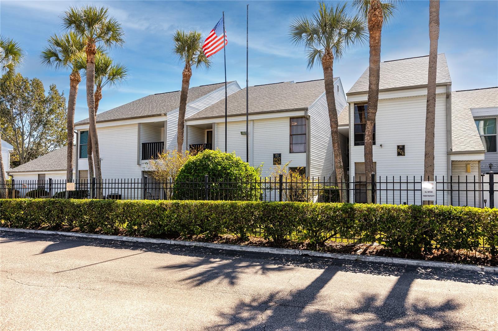 Image 5 of 44 For 607 Haven Place 607