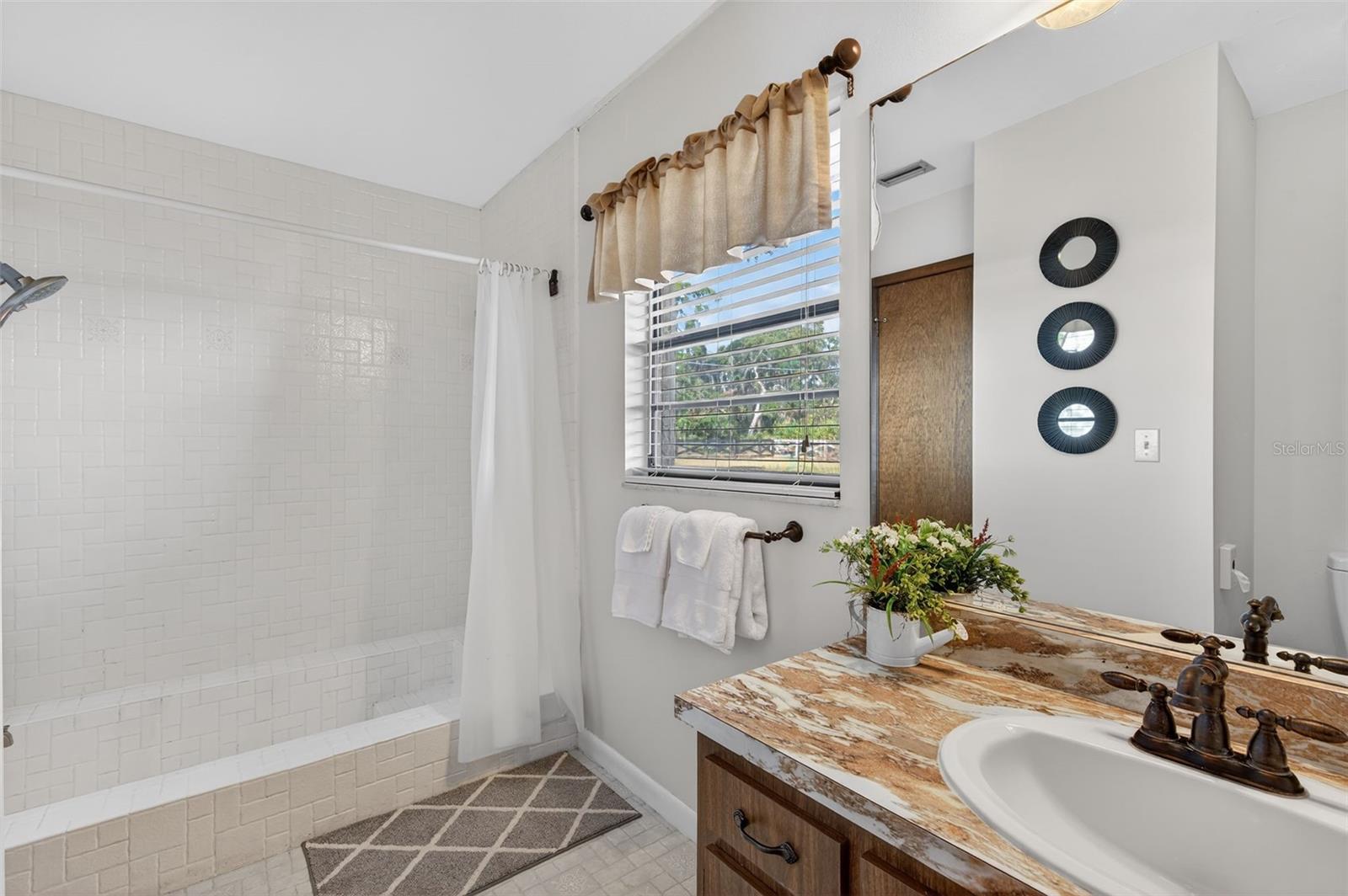 Image 32 of 88 For 1825 Streetman Drive