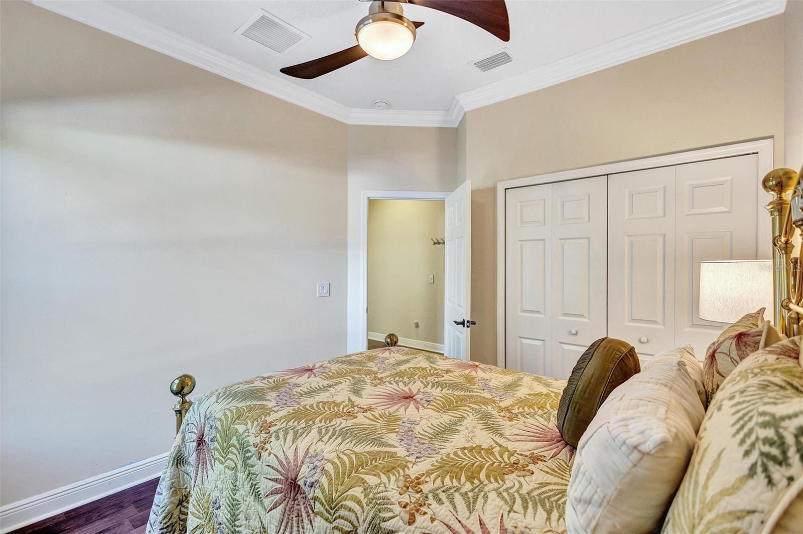 Image 15 of 89 For 333 South Avenue