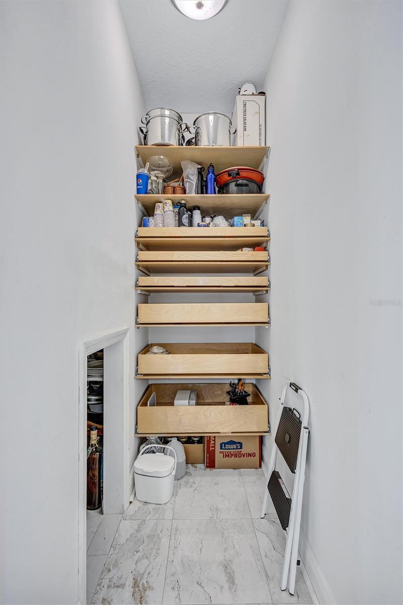 Image 25 of 89 For 333 South Avenue