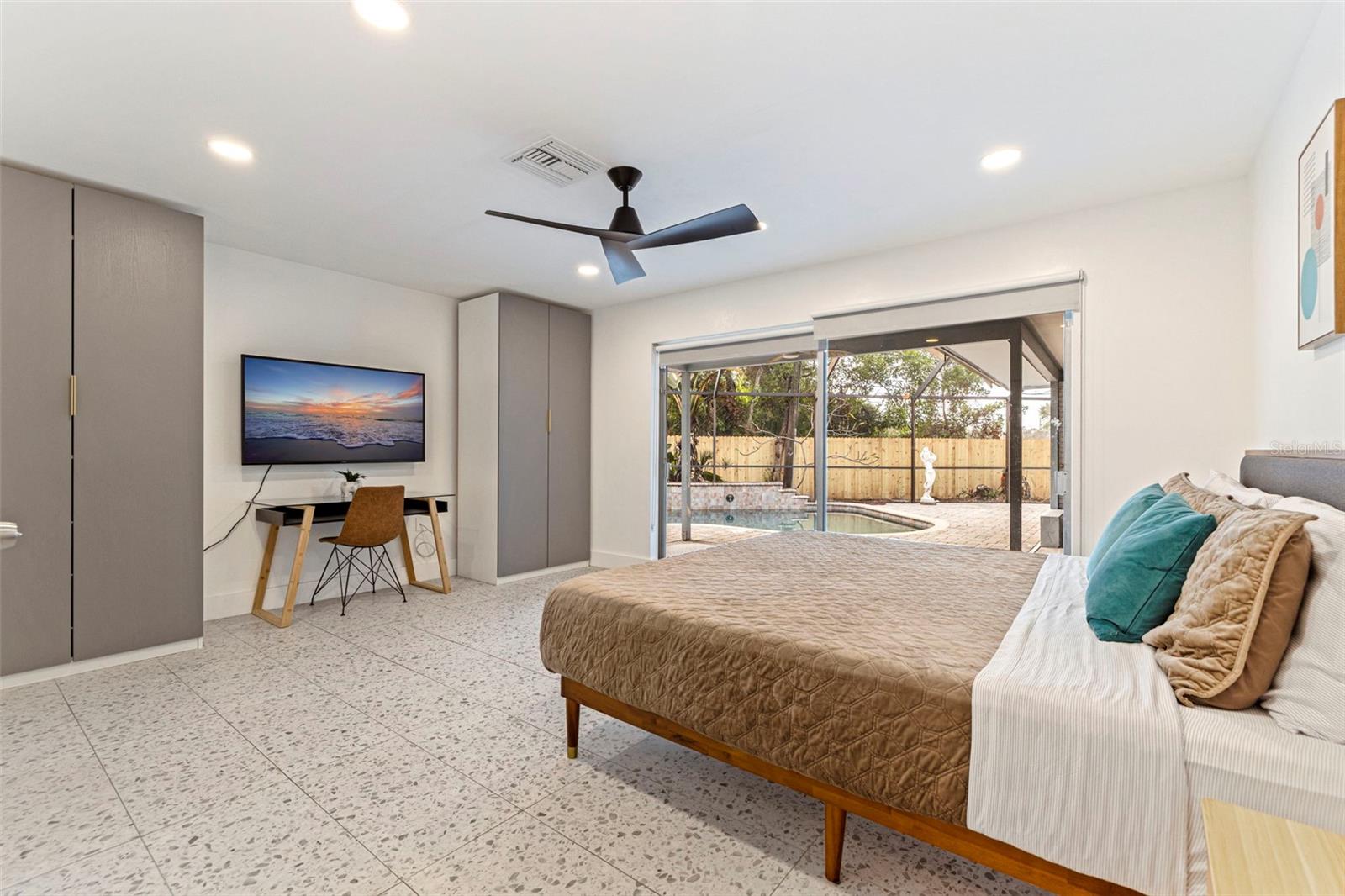 Image 20 of 43 For 2130 14th Avenue Sw