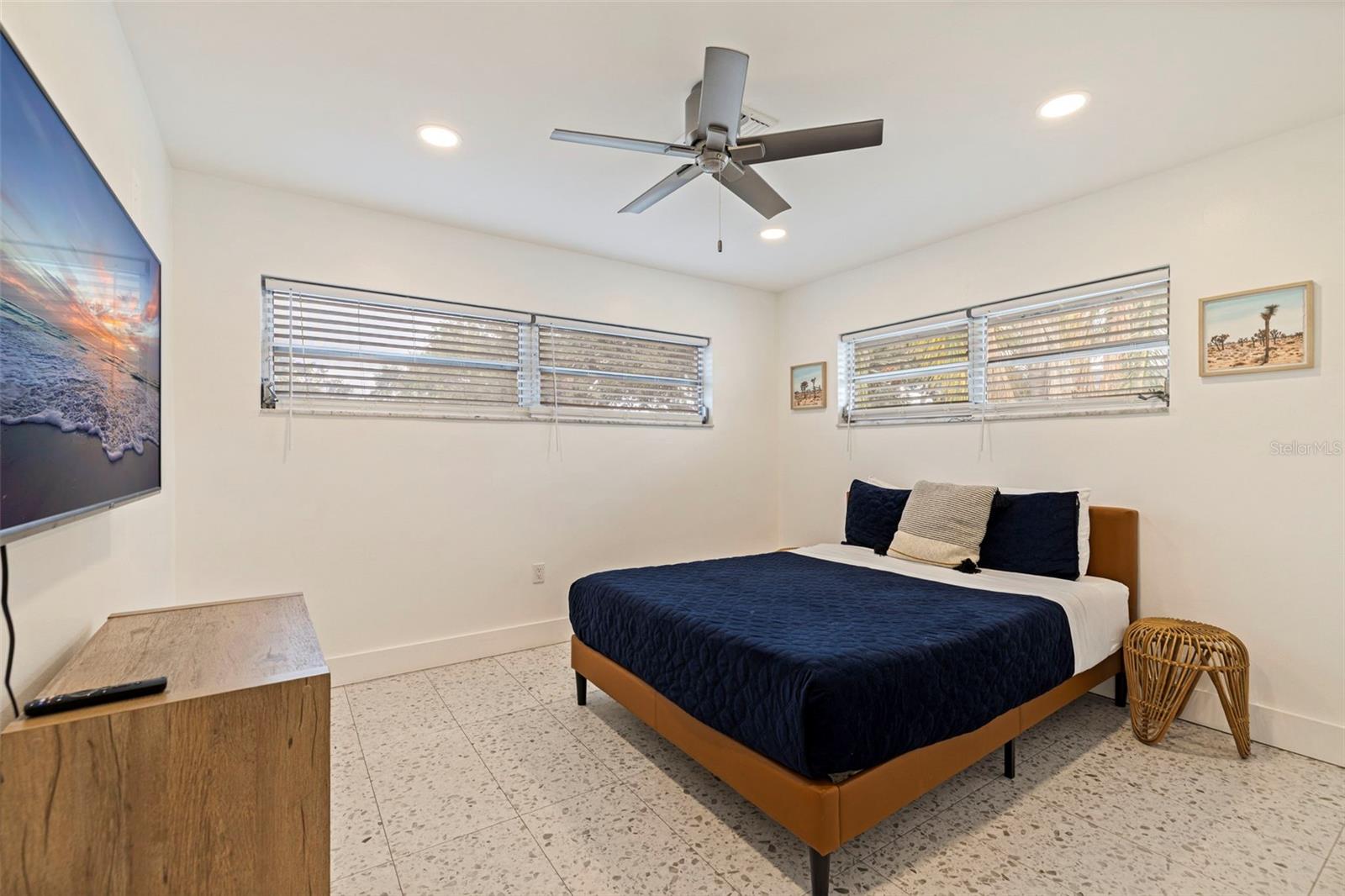 Image 28 of 43 For 2130 14th Avenue Sw