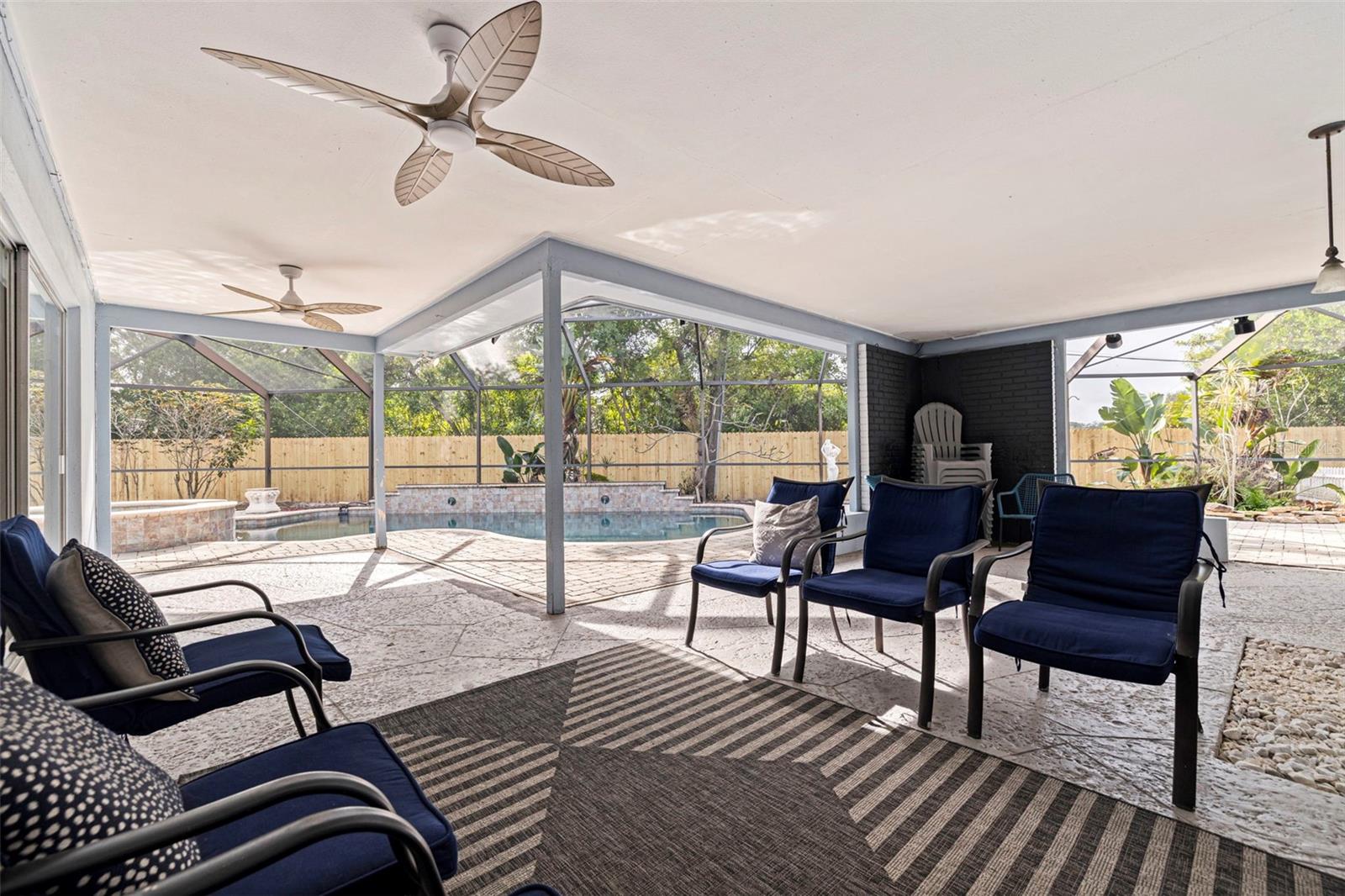 Image 35 of 43 For 2130 14th Avenue Sw