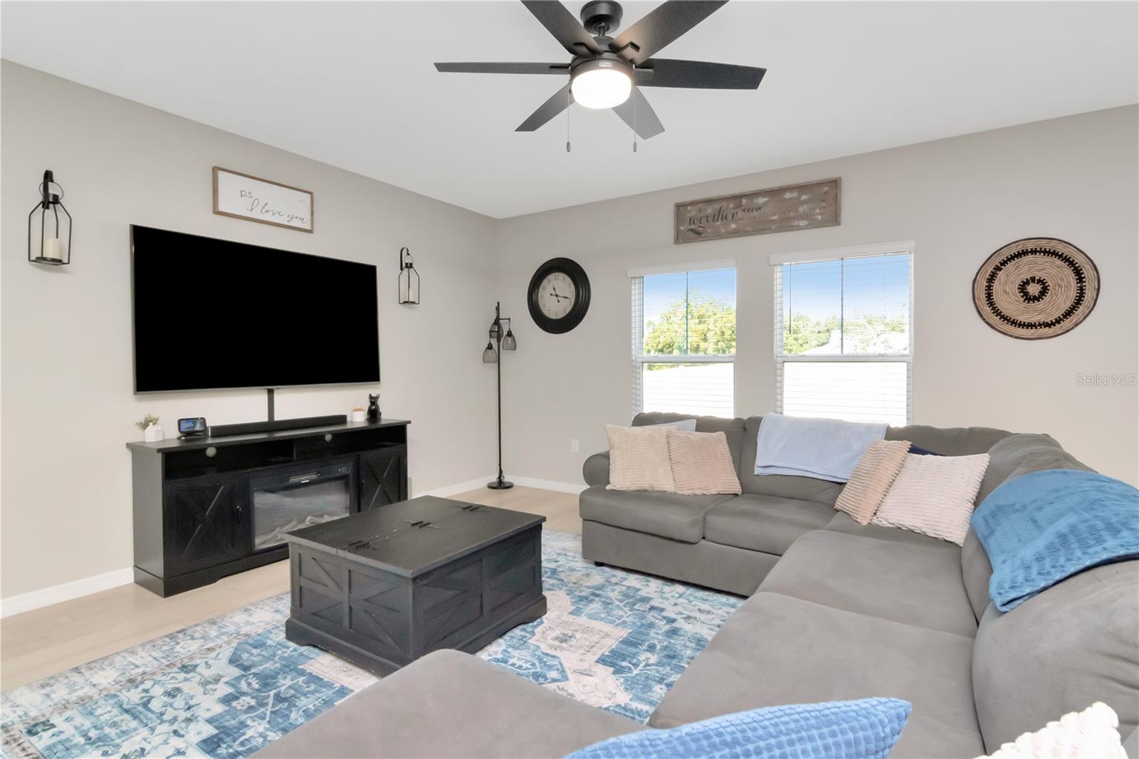 Image 11 of 52 For 11338 Brook Edge Avenue