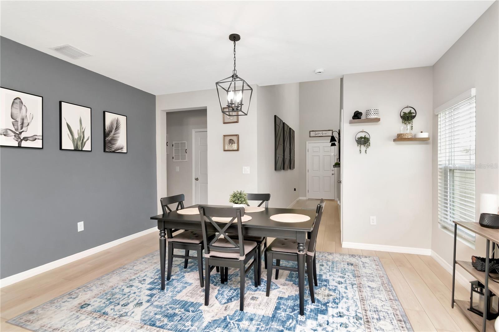 Image 17 of 52 For 11338 Brook Edge Avenue