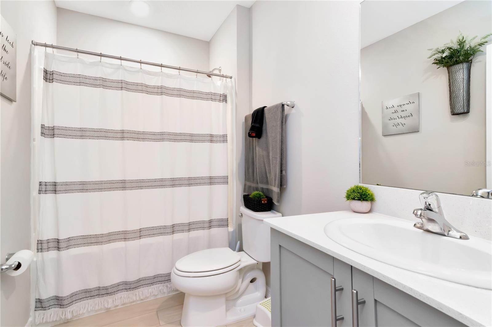 Image 25 of 52 For 11338 Brook Edge Avenue